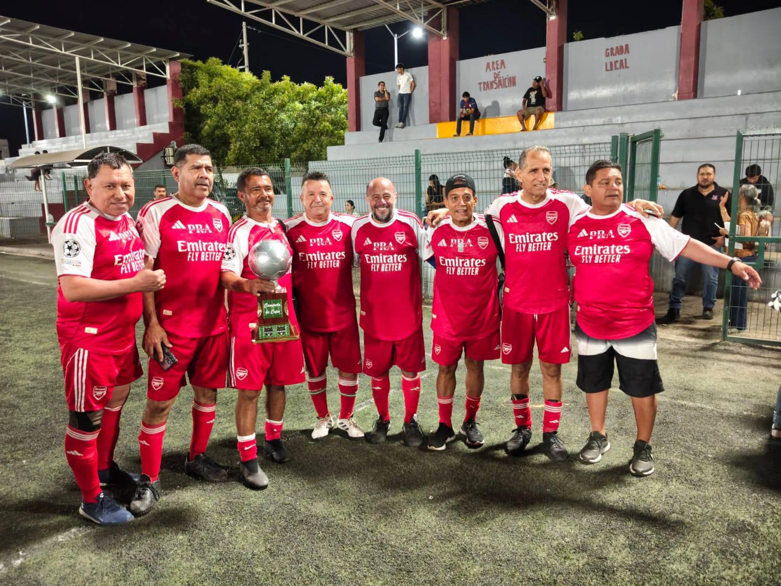 $!PRA Records se ciñe el título de Copa de Liga 55 Años y Más