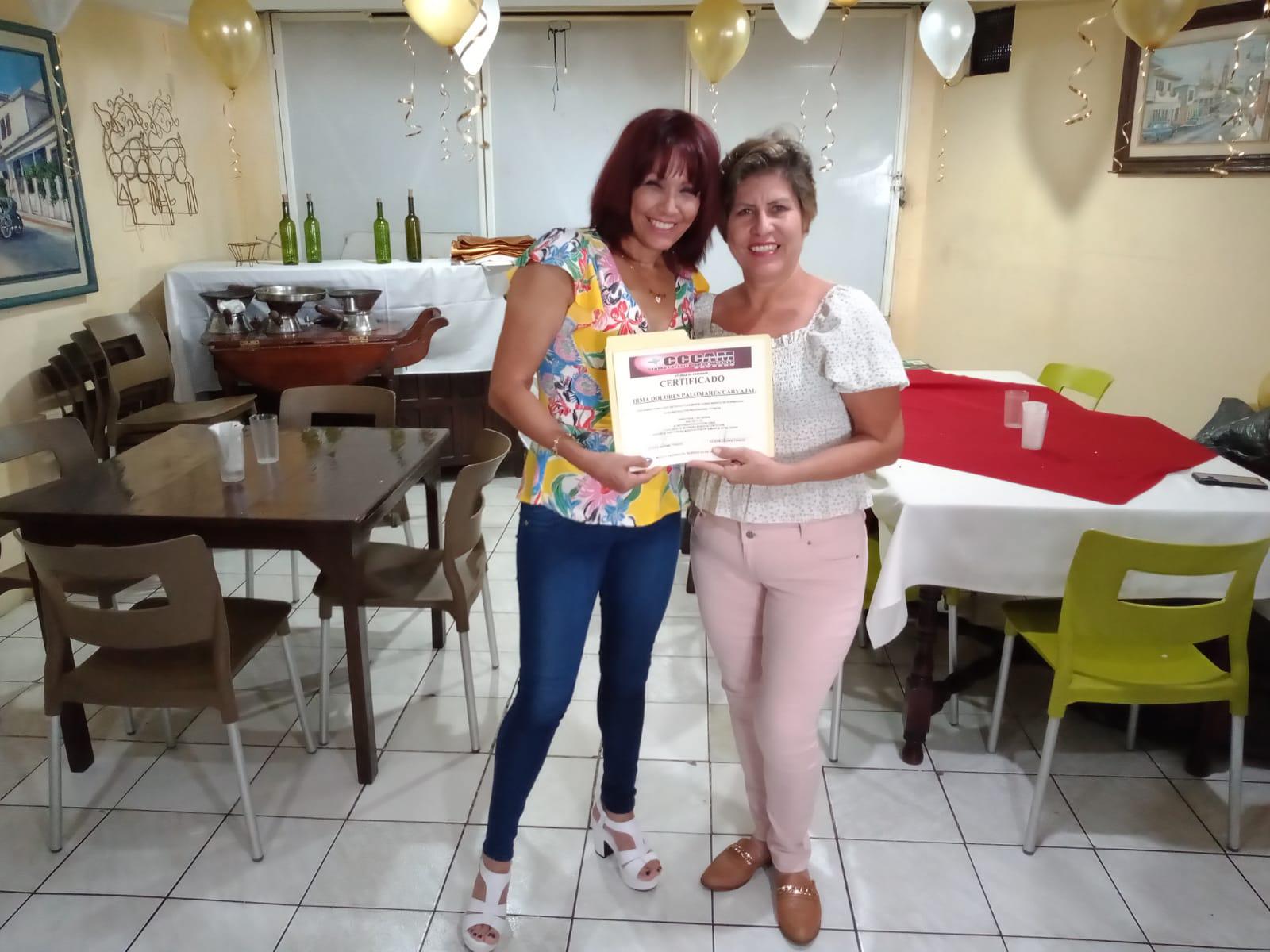 $!Cumplen instructoras de fitness en Mazatlán con certificación