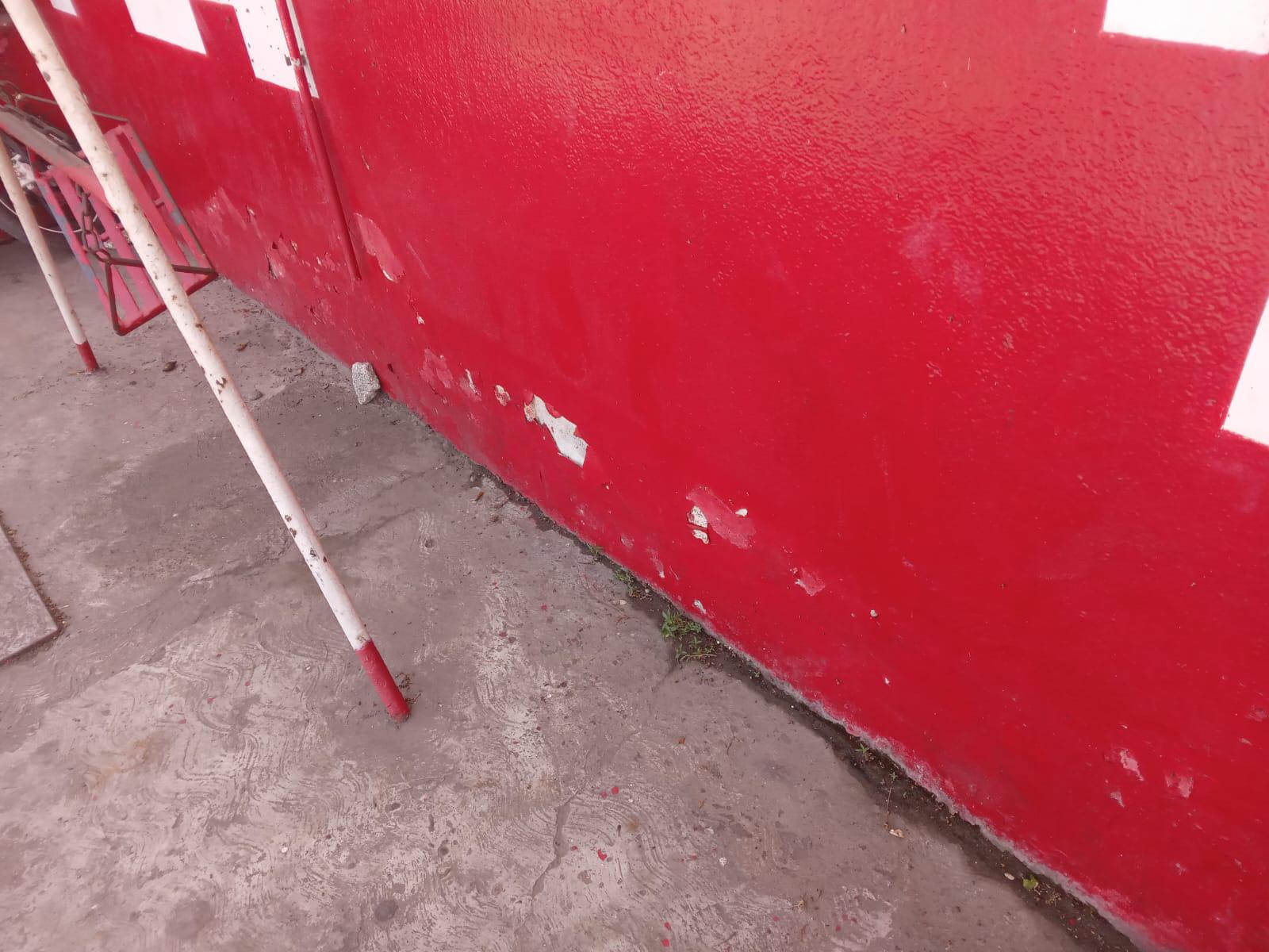 $!Quedan bajo el agua y basura en la Insurgentes cada que llueve