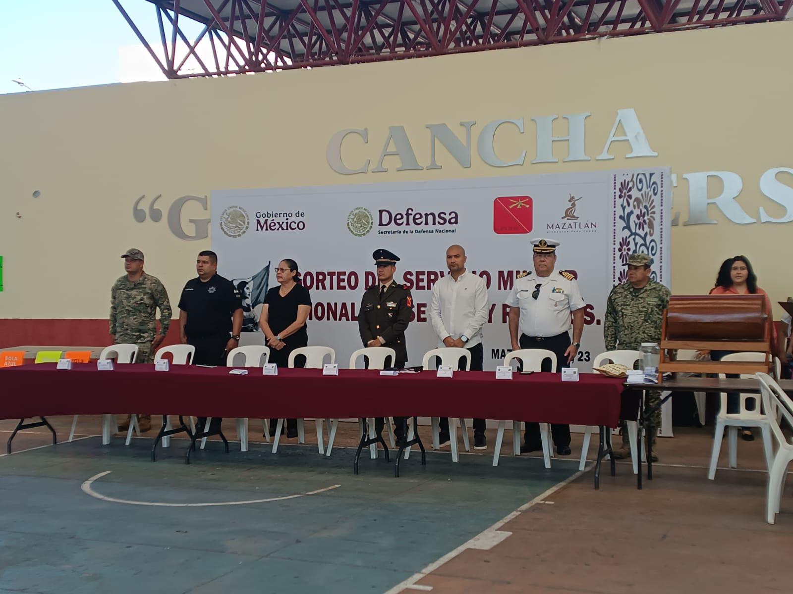 $!Sorteo del Servicio Militar reúne a mil 444 jóvenes en Mazatlán
