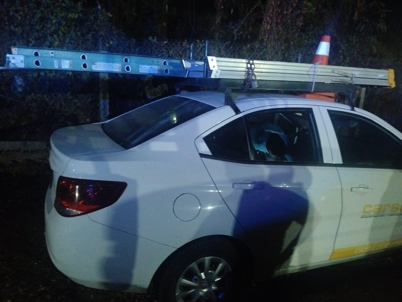 $!Aseguran policías vehículo con reporte de robo vigente en Mazatlán