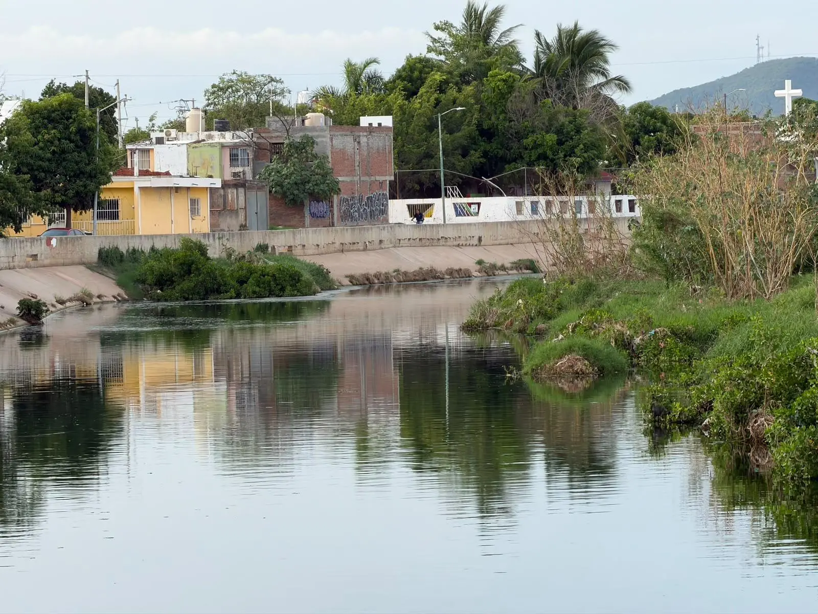 $!Semarnat plantea intervención integral para mejorar desfogue del Arroyo Jabalines