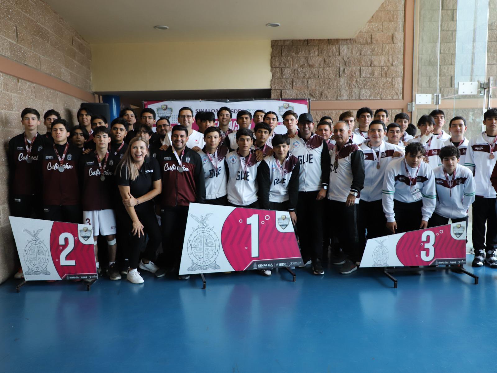 $!Logra Guasave tres títulos en estatal de voleibol de sala varonil