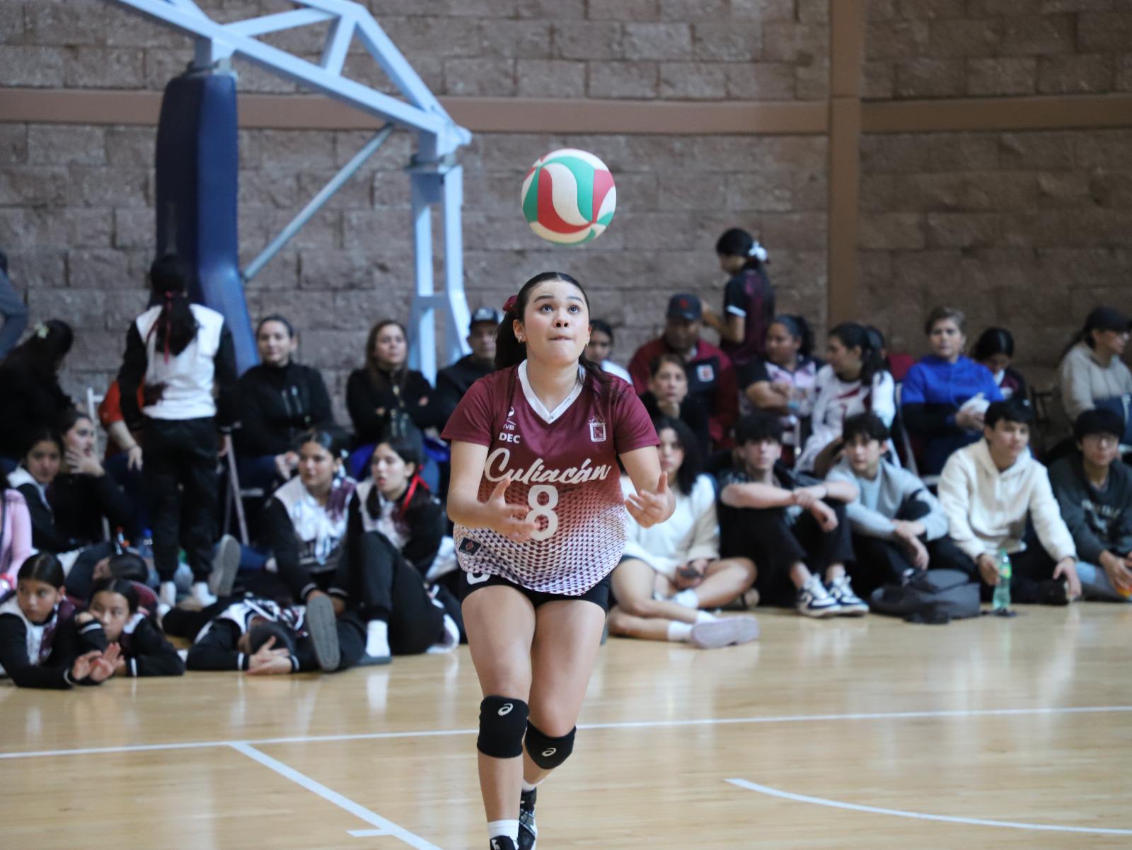 $!Culiacán y Guasave buscarán los títulos en voleibol de sala femenil