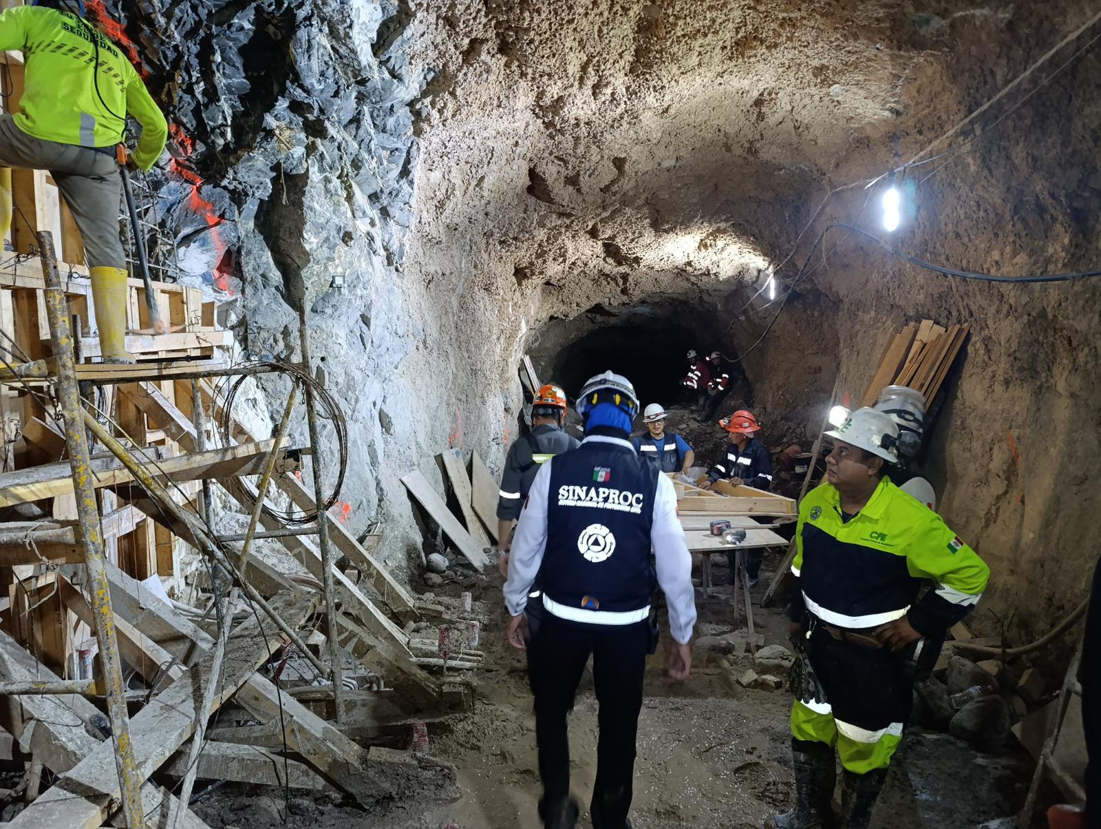 $!Realiza Fiscalía General de Sinaloa investigación por derrame en presa de jales de mina Santa Fe, en Rosario