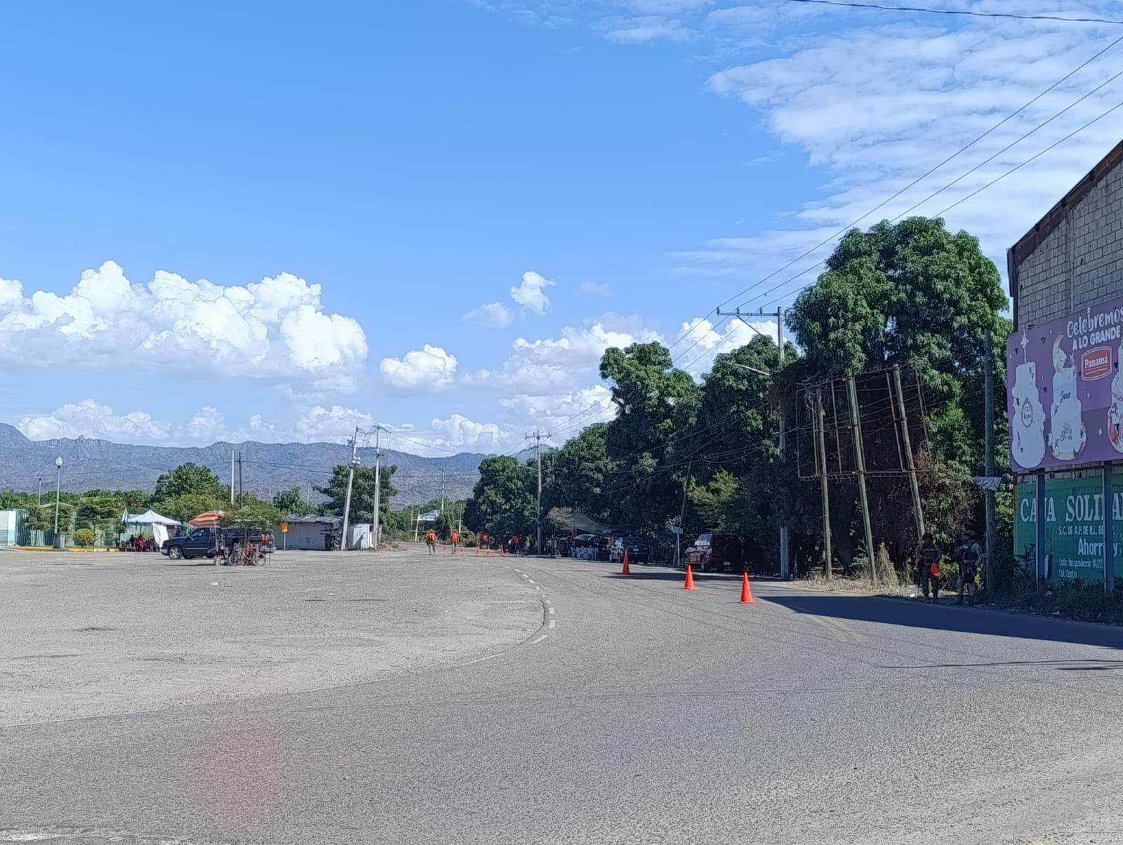 $!Personal militar mantiene recorridos de vigilancia en Escuinapa tras detonaciones