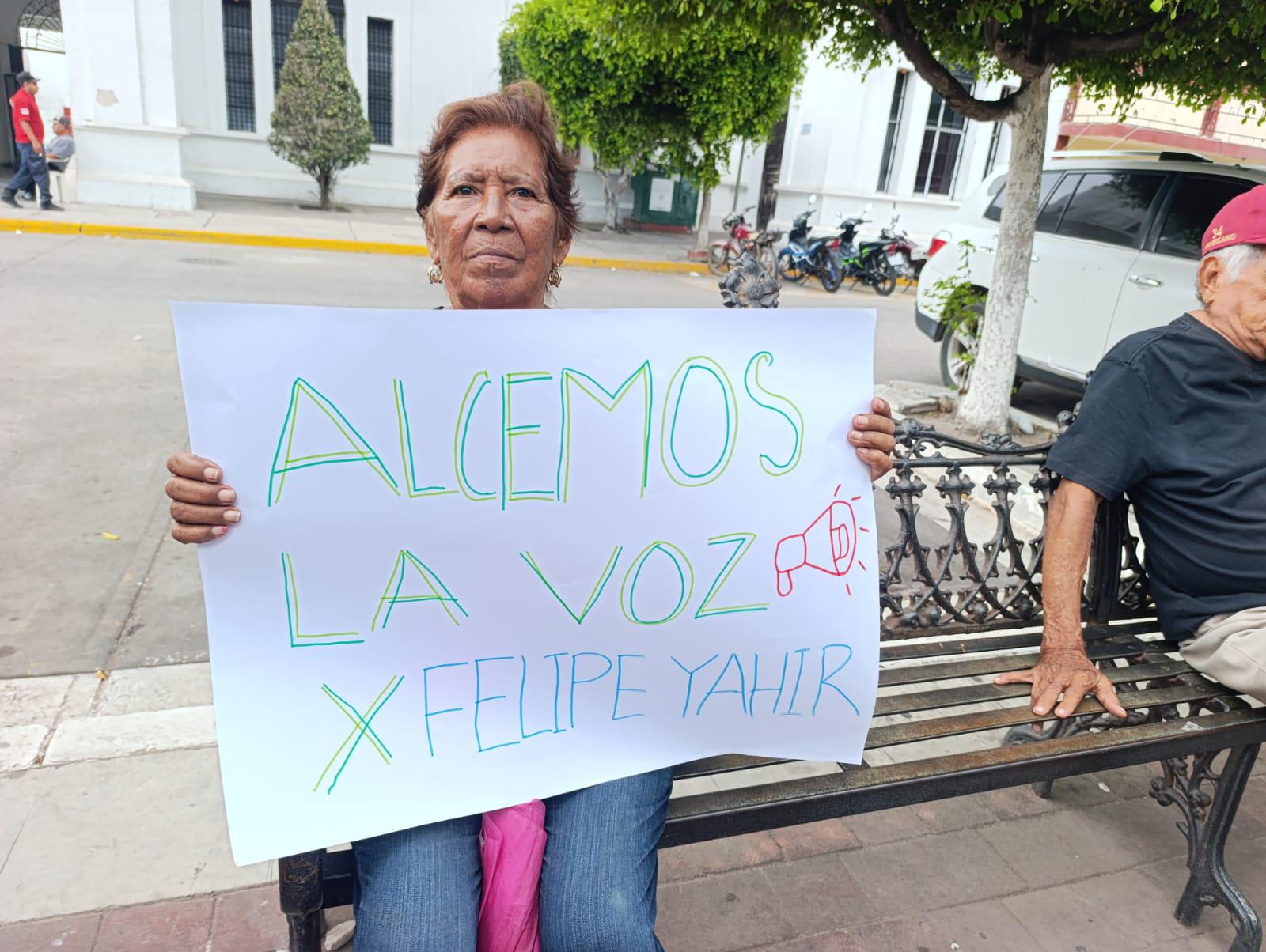 $!Piden juicio justo para Felipe Yahir, acusado de matar a su padre en Escuinapa