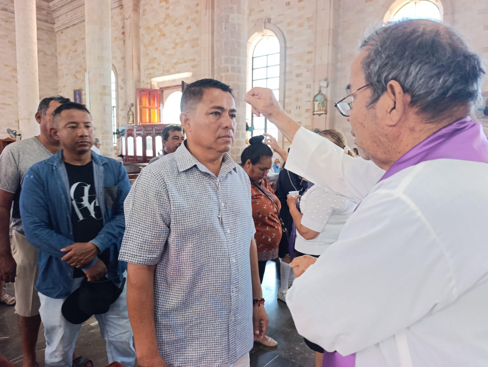 $!Inicia en Escuinapa la Cuaresma con el Miércoles de Ceniza