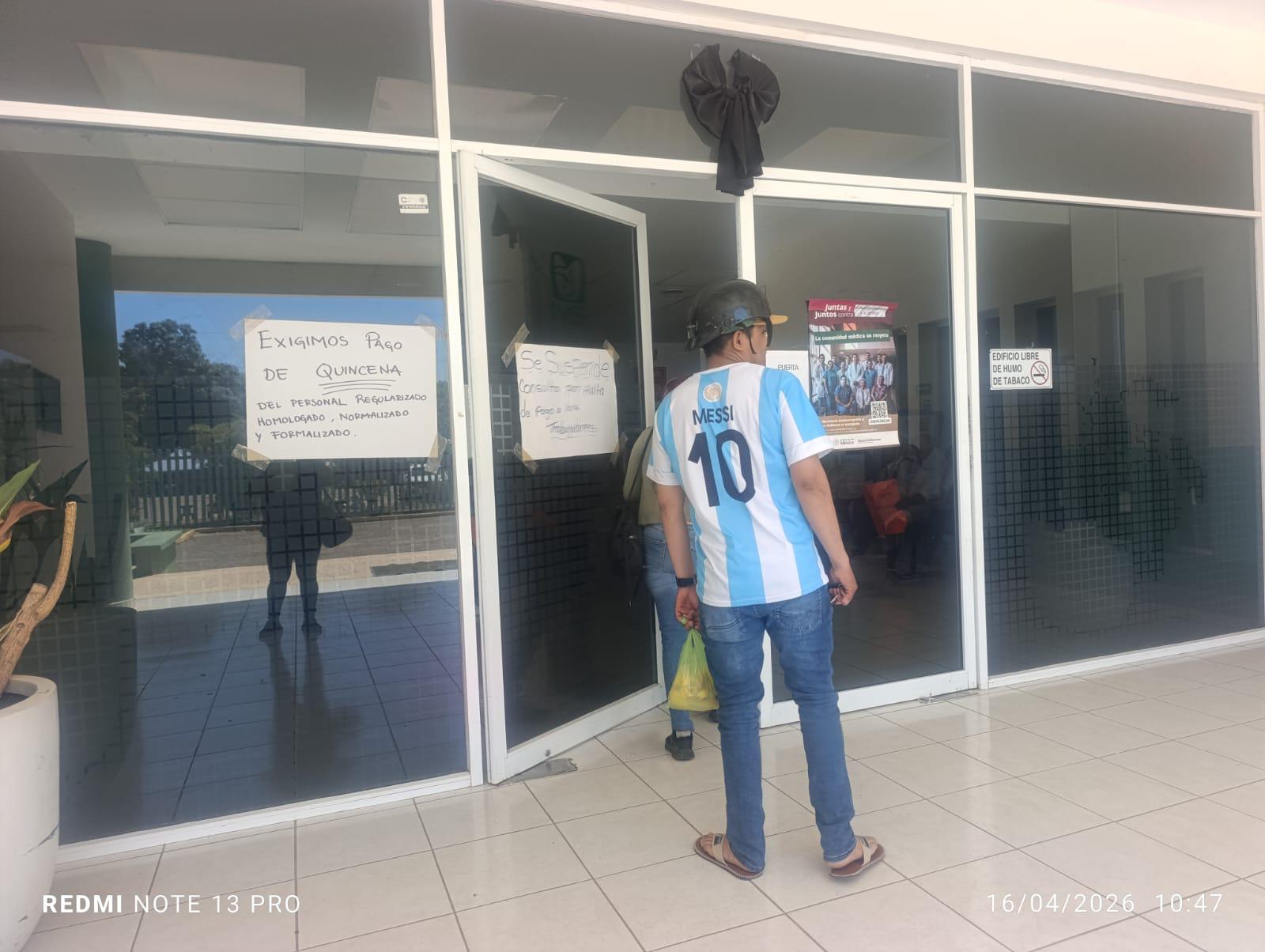 $!Personal del Hospital IMSS Bienestar de Escuinapa para labores por falta de pagos