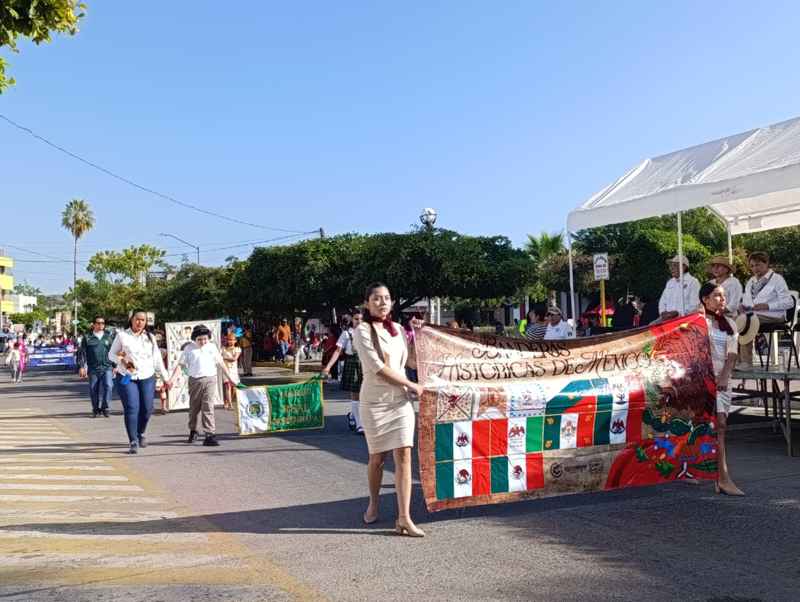 $!Desfilan en Escuinapa por el Día de la Bandera