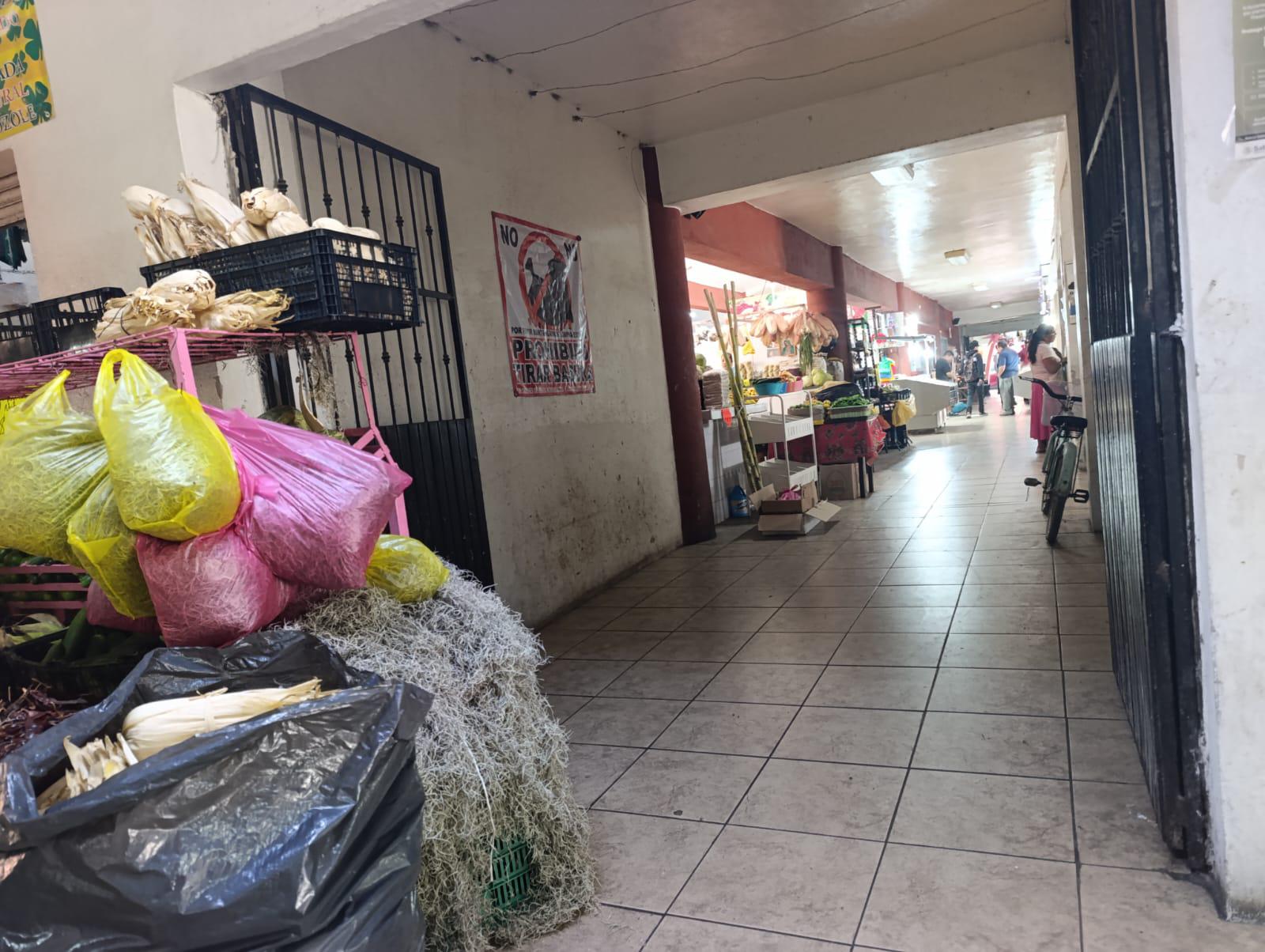 $!Comerciantes de Escuinapa tienen un domingo muy ‘movido’ por los enfrentamientos