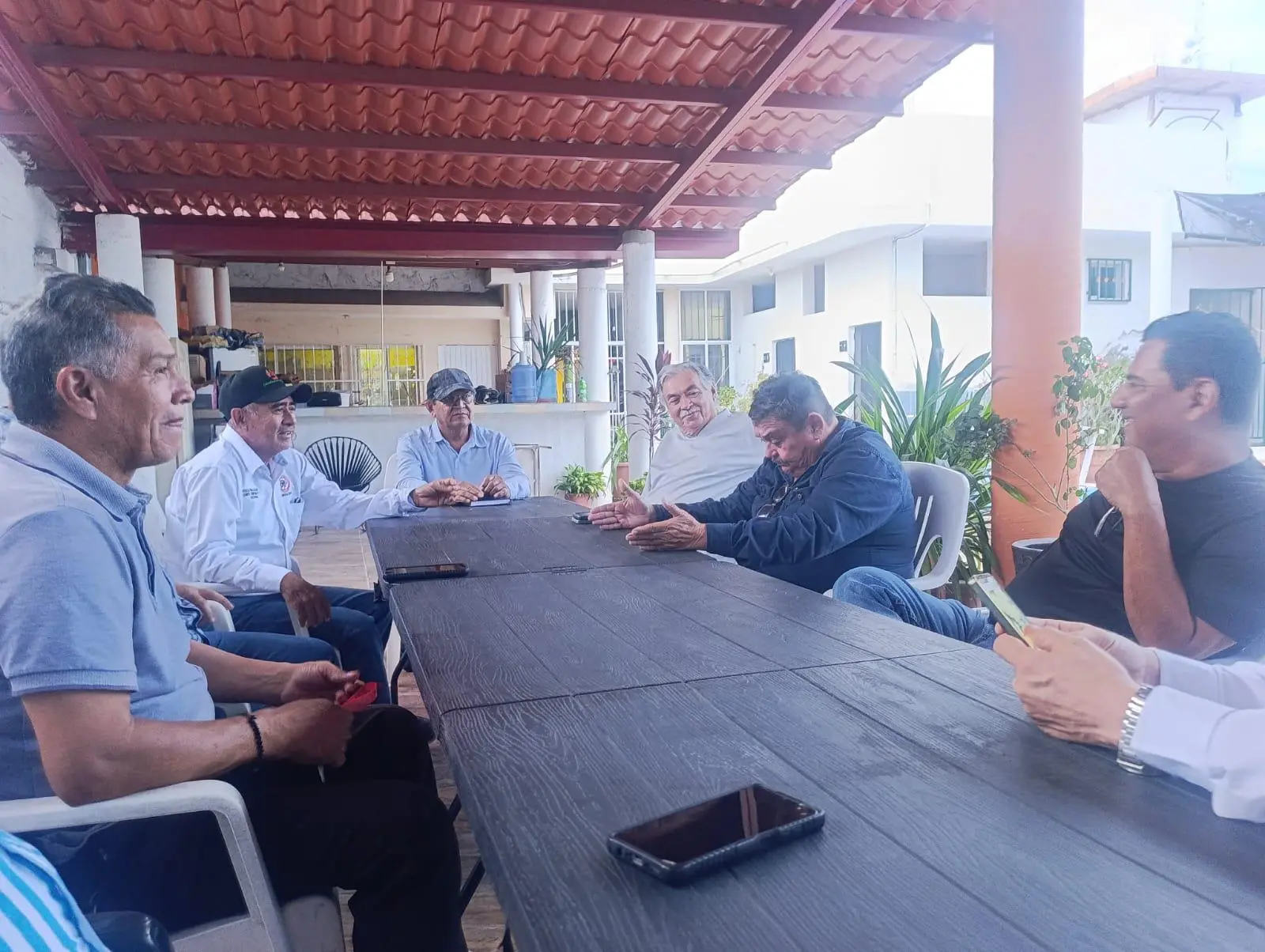 $!Venta del Estadio Azteca, en Escuinapa, es ilegal: constructores