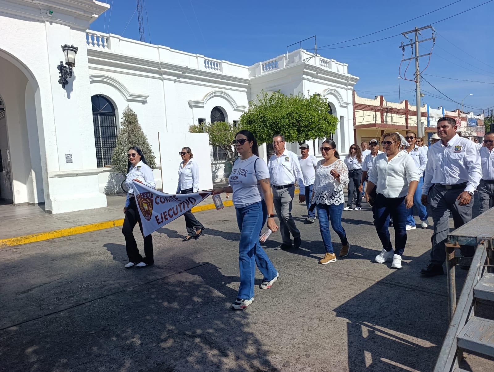 $!Con poca asistencia, conmemoran el Día del Trabajo en Escuinapa