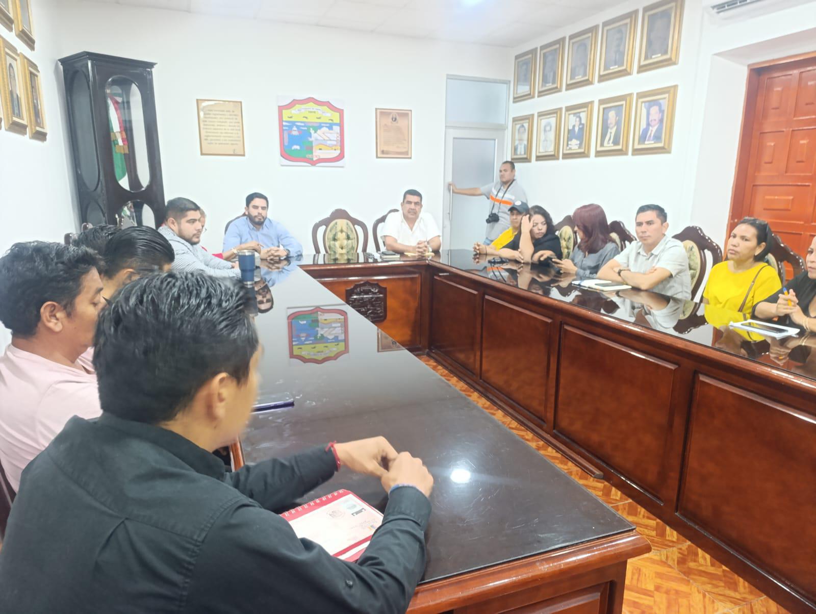 $!Rechazan comerciantes de Escuinapa ser reubicados