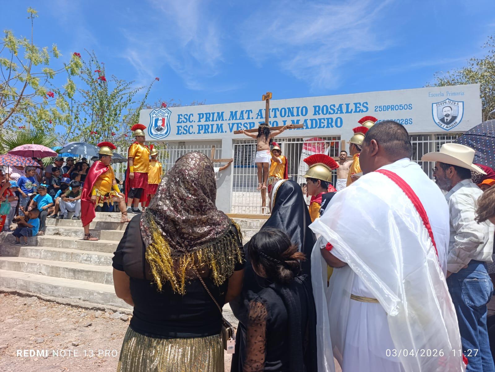 $!Conmemoran feligreses de Escuinapa el Viacrucis viviente