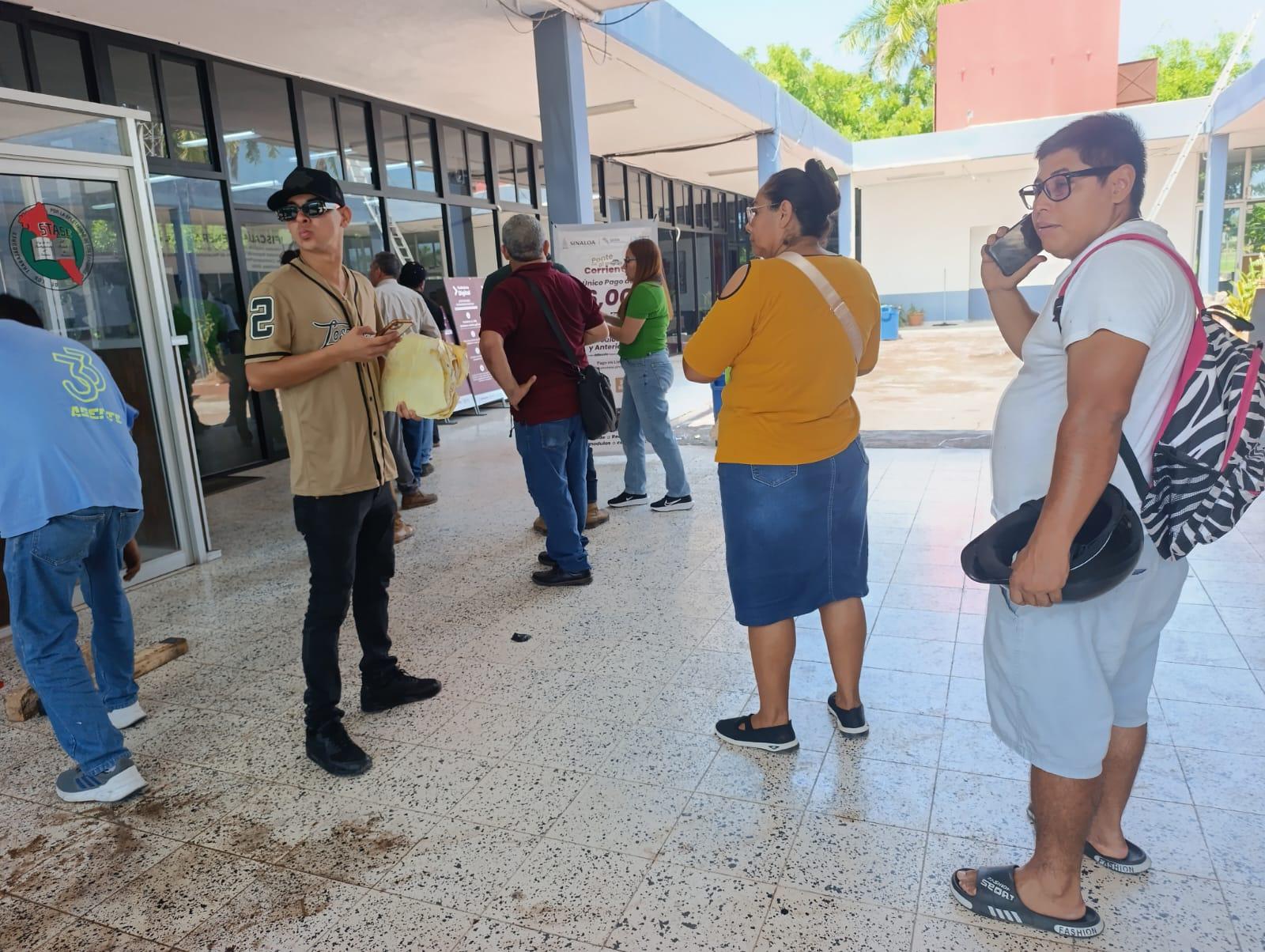 $!Aprovechan en Escuinapa programa de descuentos en Recaudación