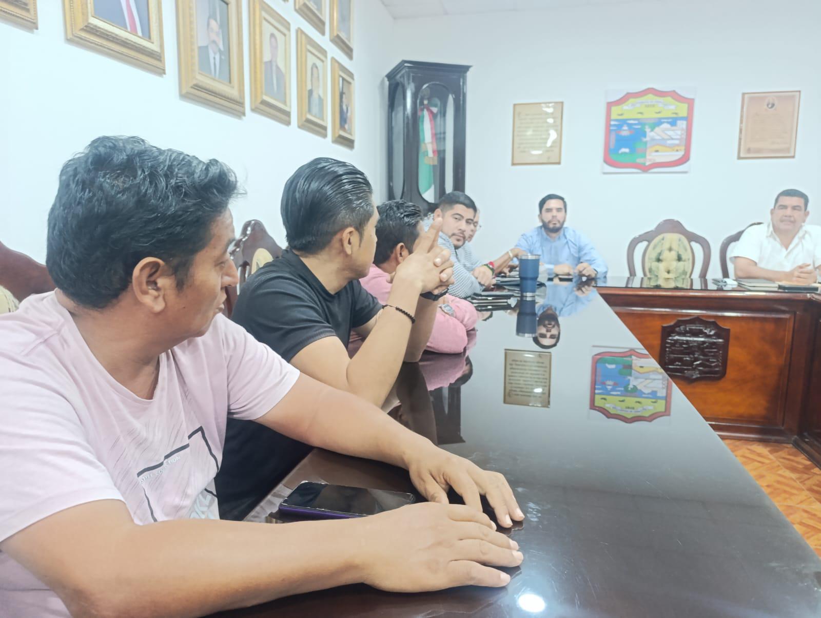 $!Rechazan comerciantes de Escuinapa ser reubicados