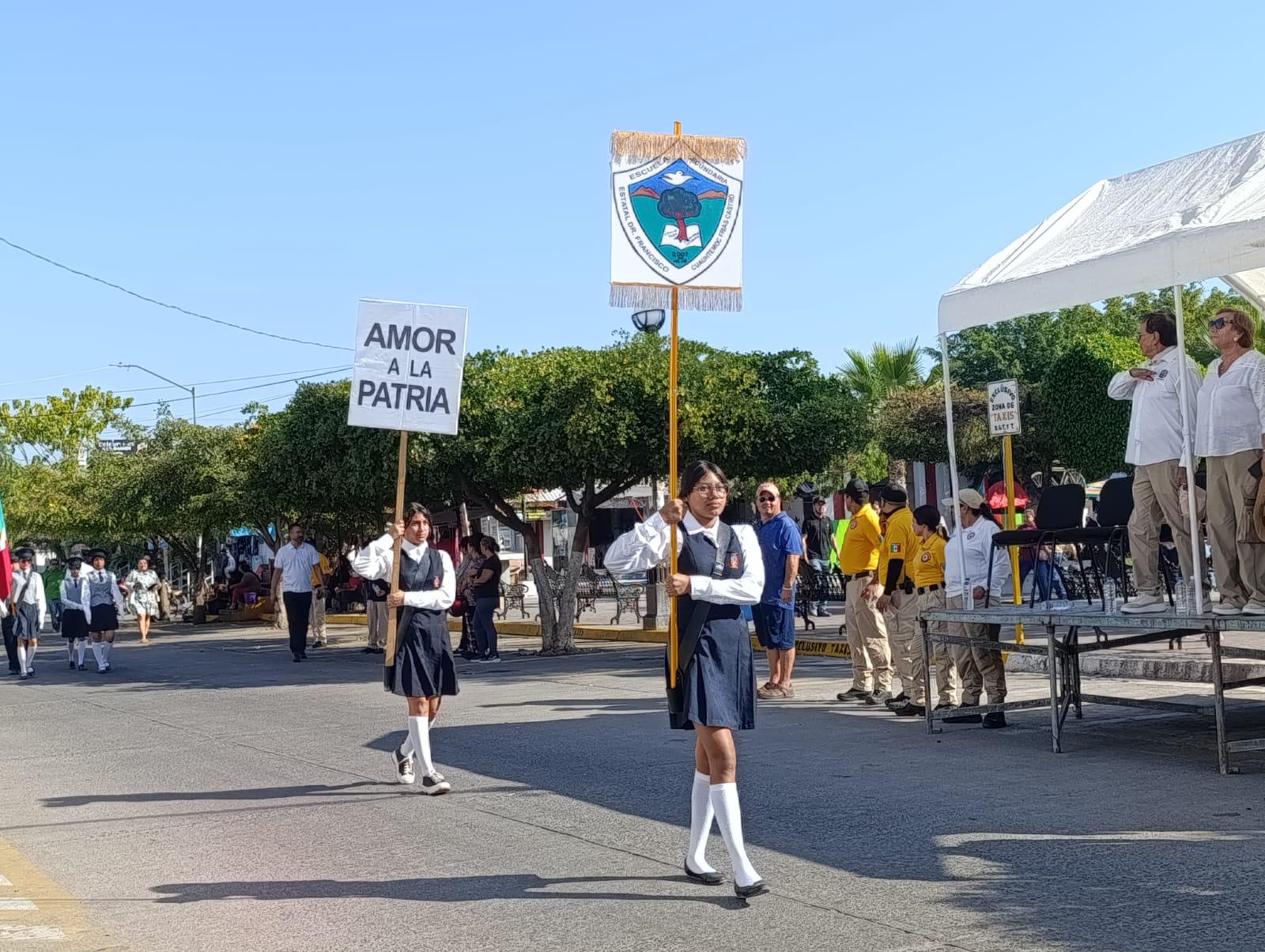 $!Desfilan en Escuinapa por el Día de la Bandera
