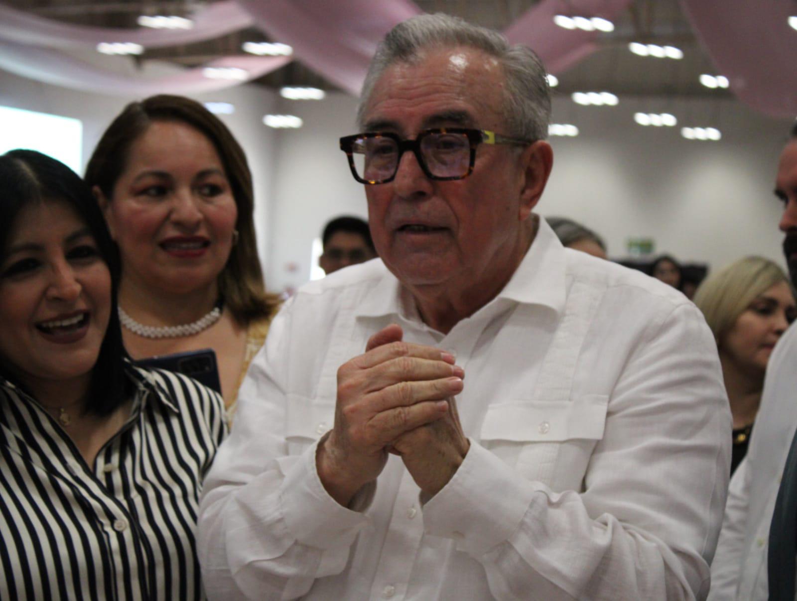 $!El 99.9% de agricultores está contento, no hay desacuerdos: Gobernador de Sinaloa