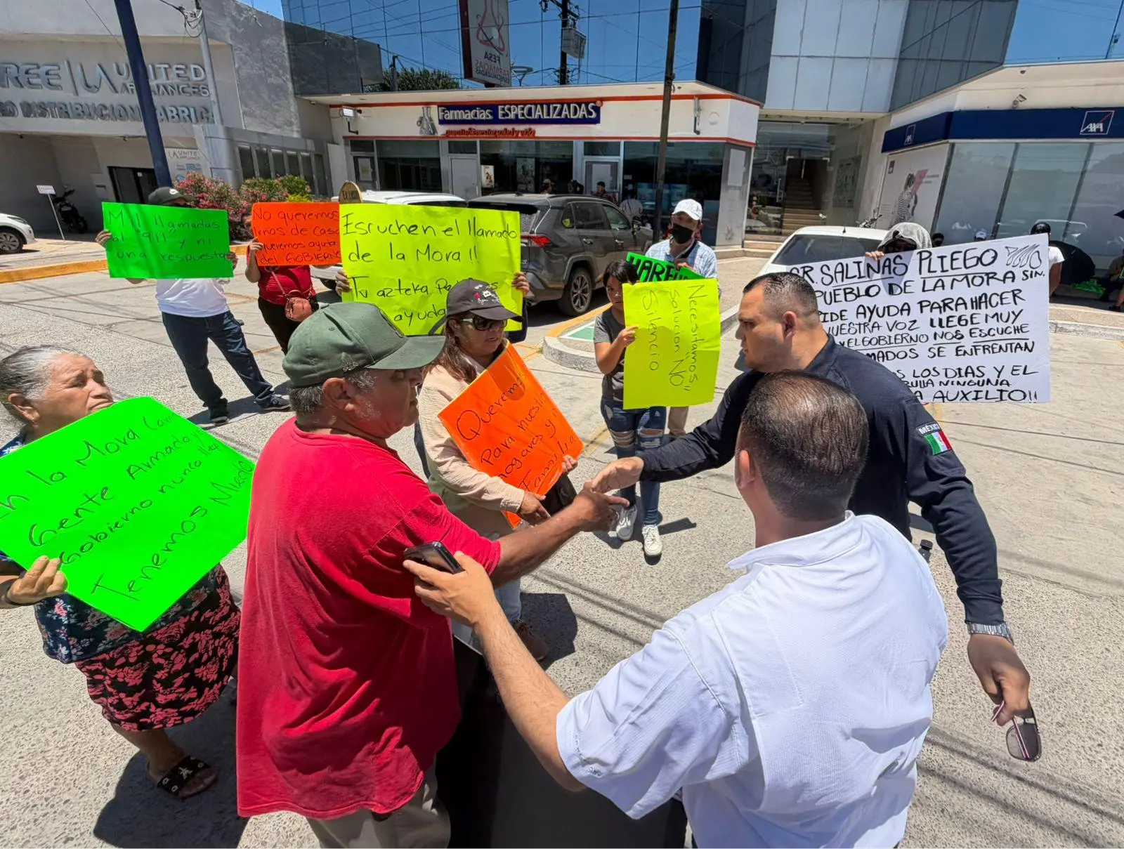 $!Exigen seguridad habitantes de La Mora; autoridades de Mazatlán prometen reforzar vigilancia