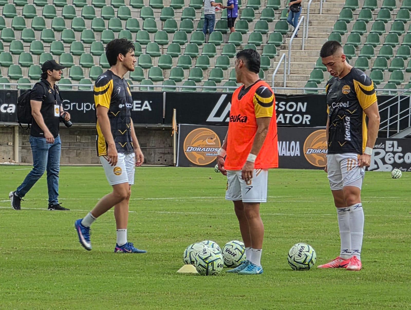 $!El debut de Dorados en Mazatlán decepciona por la escasa asistencia en El Encanto