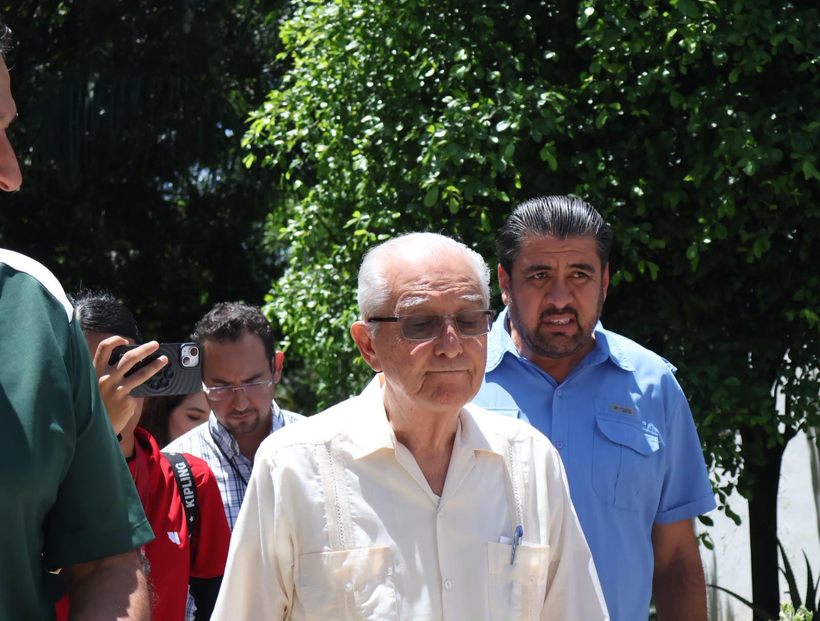 $!Productores sinaloenses protestan en Sader por tarjetas de apoyo sin recursos