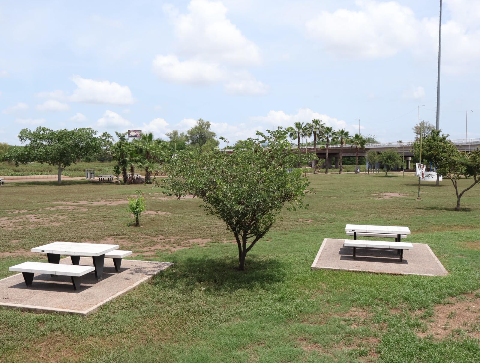 $!Cierran temporalmente el Parque Las Riberas y el Parque Acuático por aumento en el nivel del río