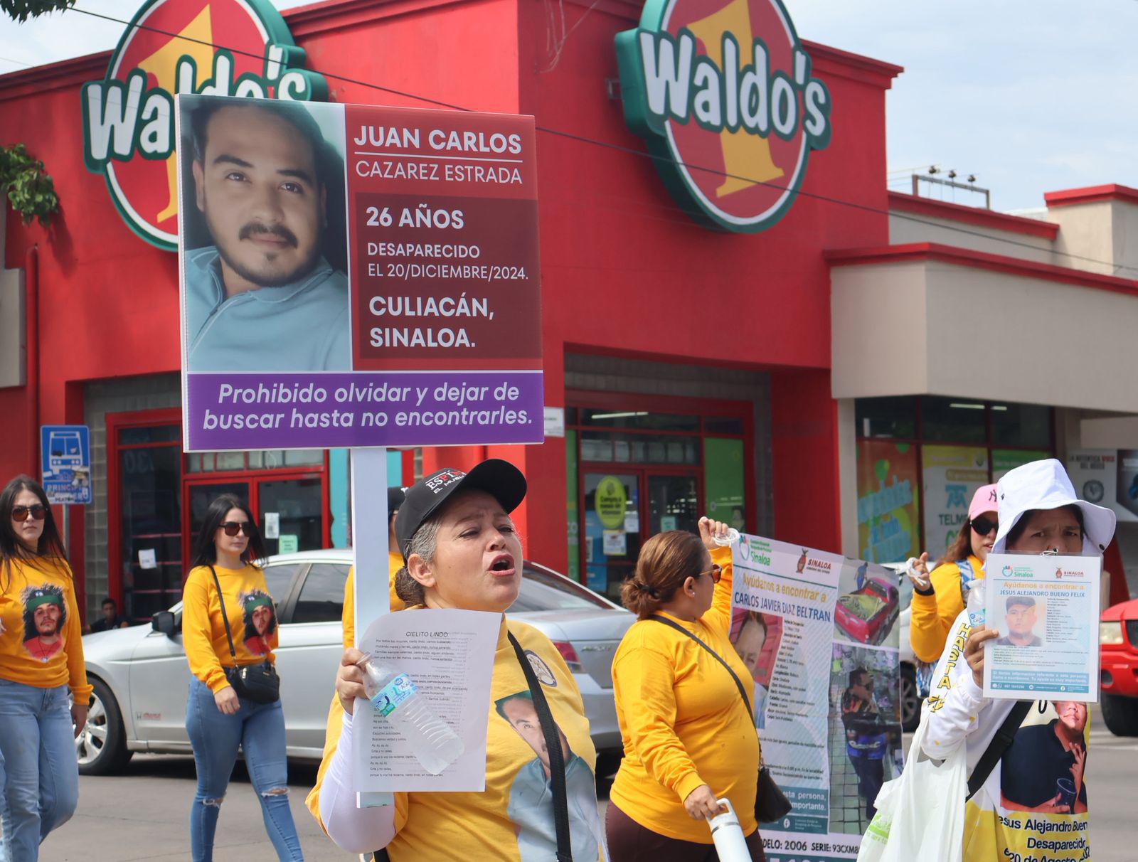 $!Brigada Estatal de Búsqueda marcha en Culiacán por sus desaparecidos