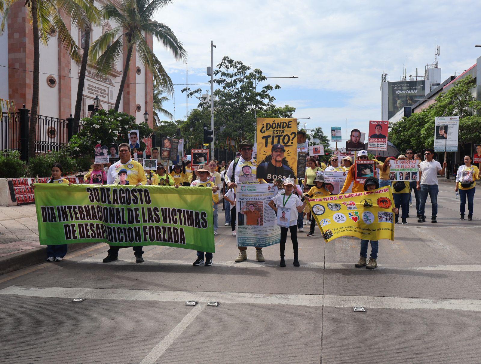 $!Brigada Estatal de Búsqueda marcha en Culiacán por sus desaparecidos