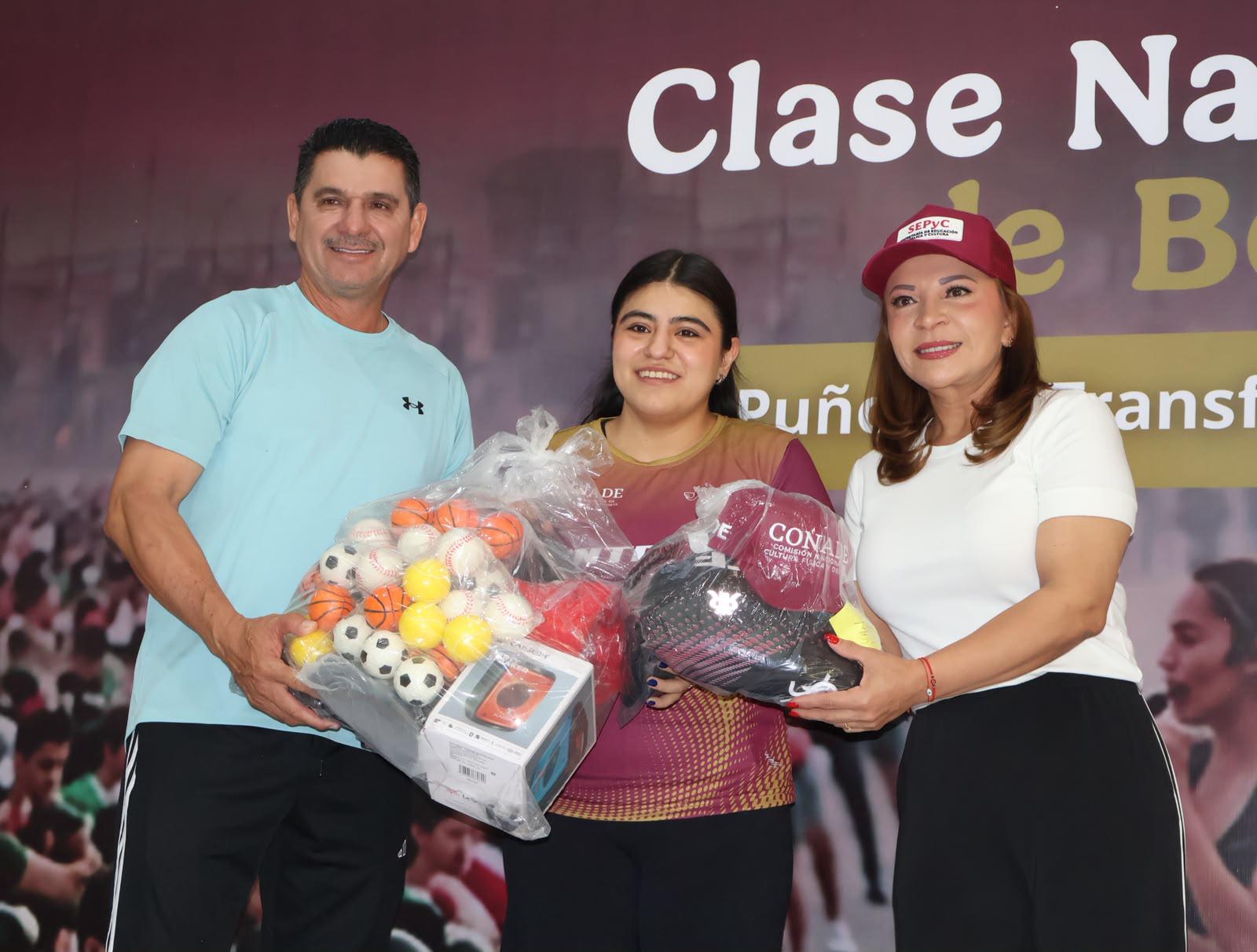 $!Más de 800 personas llenan el Centro de Alto Rendimiento en Clase Nacional de Box en Culiacán