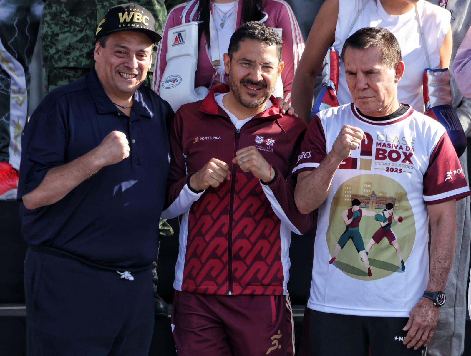 $!Julio César Chávez encabeza Clase Masiva de Boxeo en CDMX