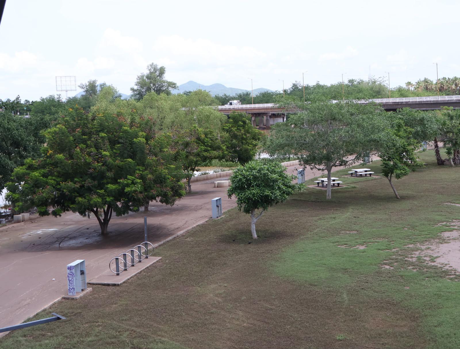 $!Cierran temporalmente el Parque Las Riberas y el Parque Acuático por aumento en el nivel del río