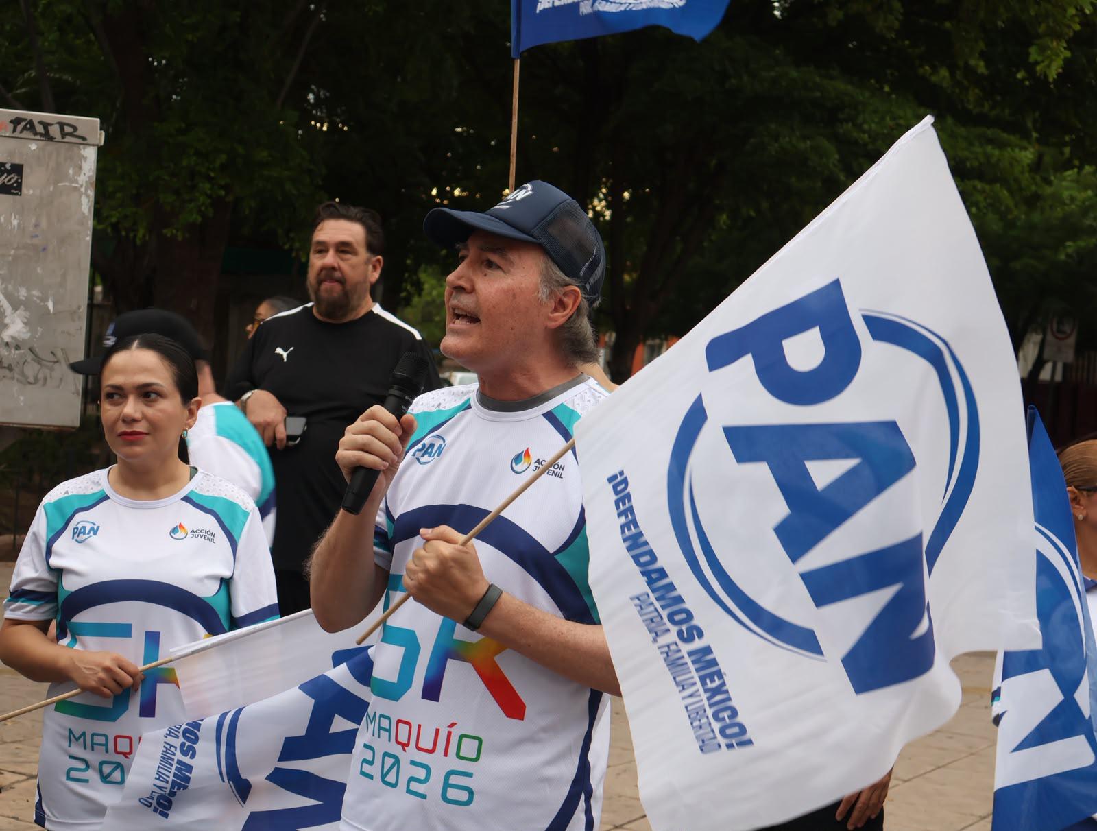 $!Recuerdan a ‘Maquío’ con tradicional caminata de 5 kilómetros en Culiacán
