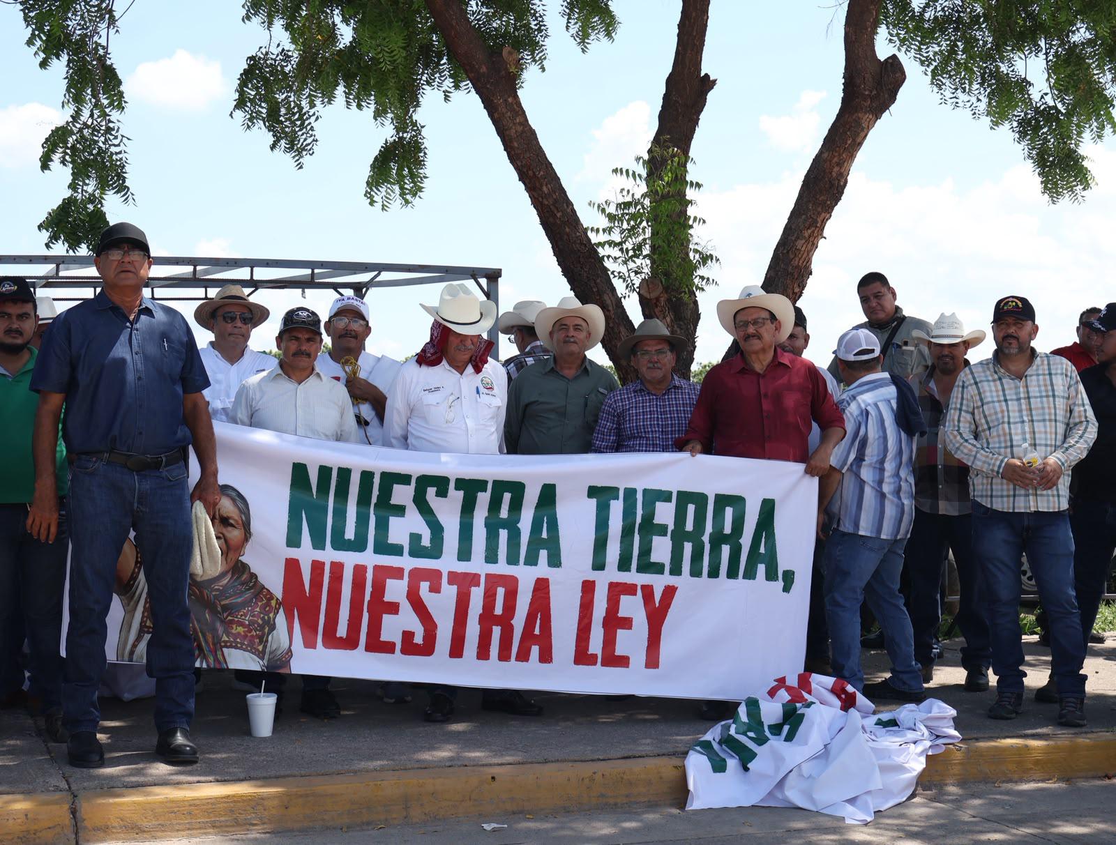 $!Agricultores protestan en Culiacán durante visita de Sheinbaum