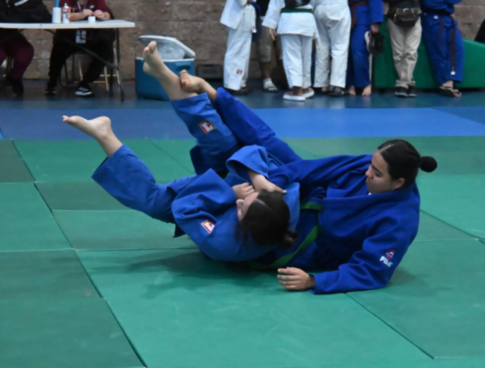 $!¡Samanda Palomares, mazatleca con planes para ganar la Olimpiada Nacional!