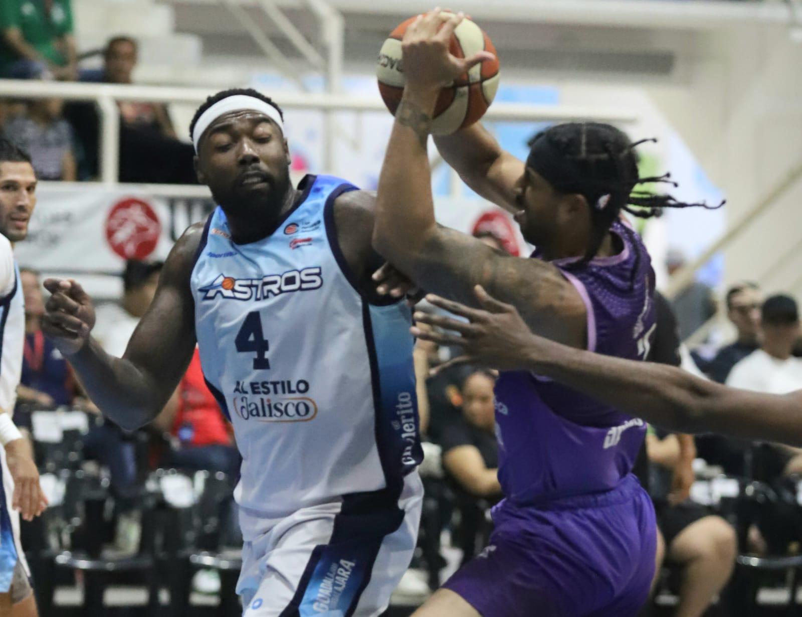 $!Regreso de Jeff Ledbetter no alcanza para evitar otro revés de Venados Basketball