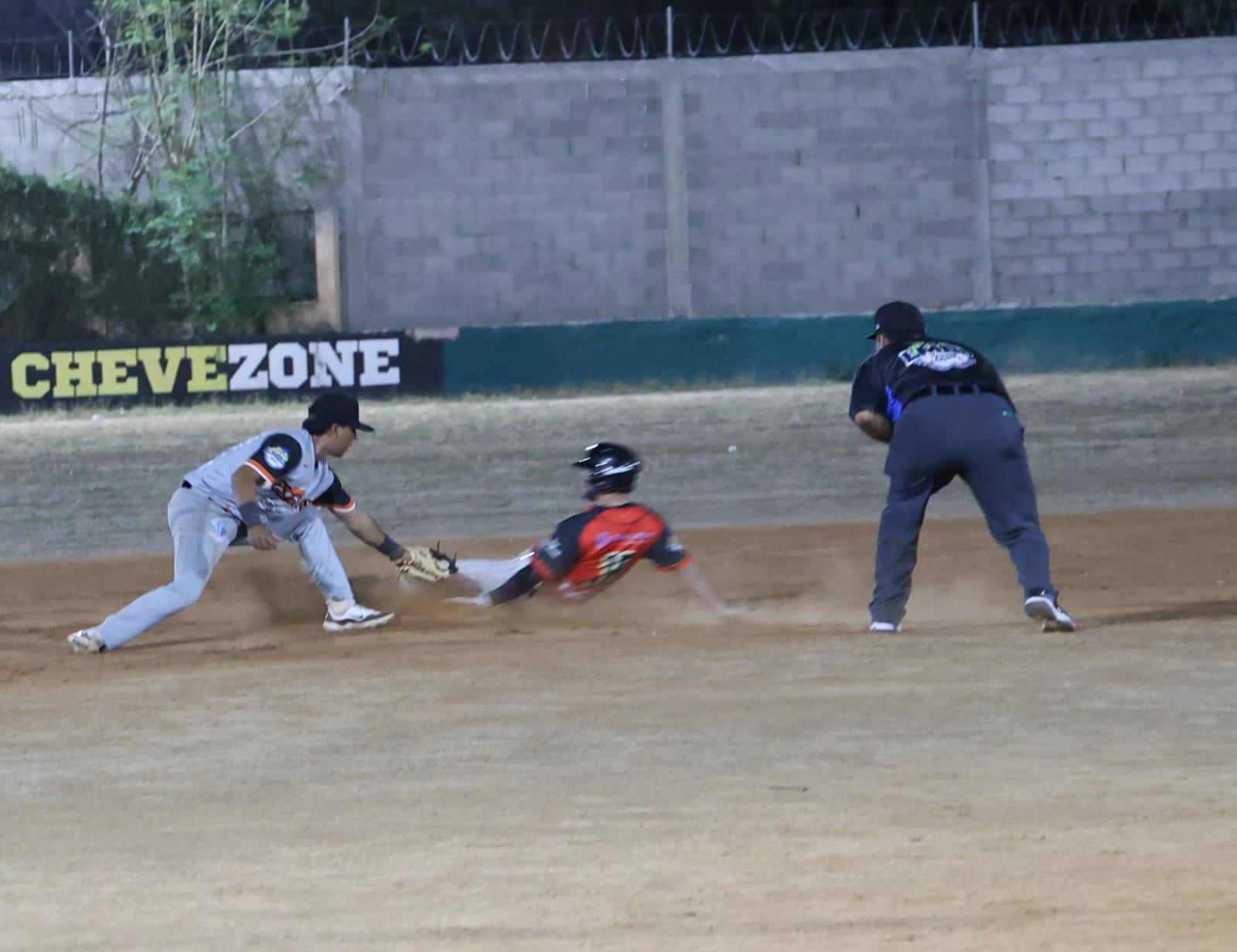 $!SUTERM conquista el tricampeonato en la Liga de Beisbol Clase Abierta