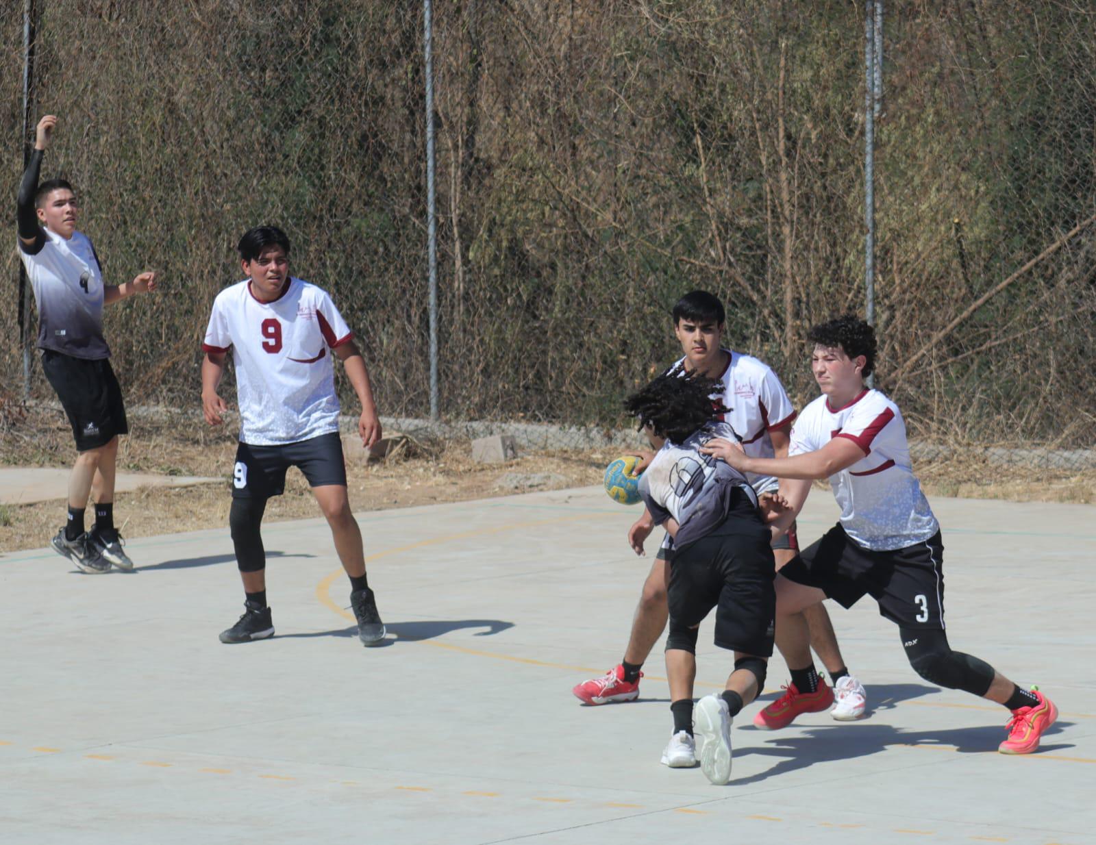 $!Conquista Mazatlán la medalla de plata en la etapa estatal de handball de los Juegos Conade