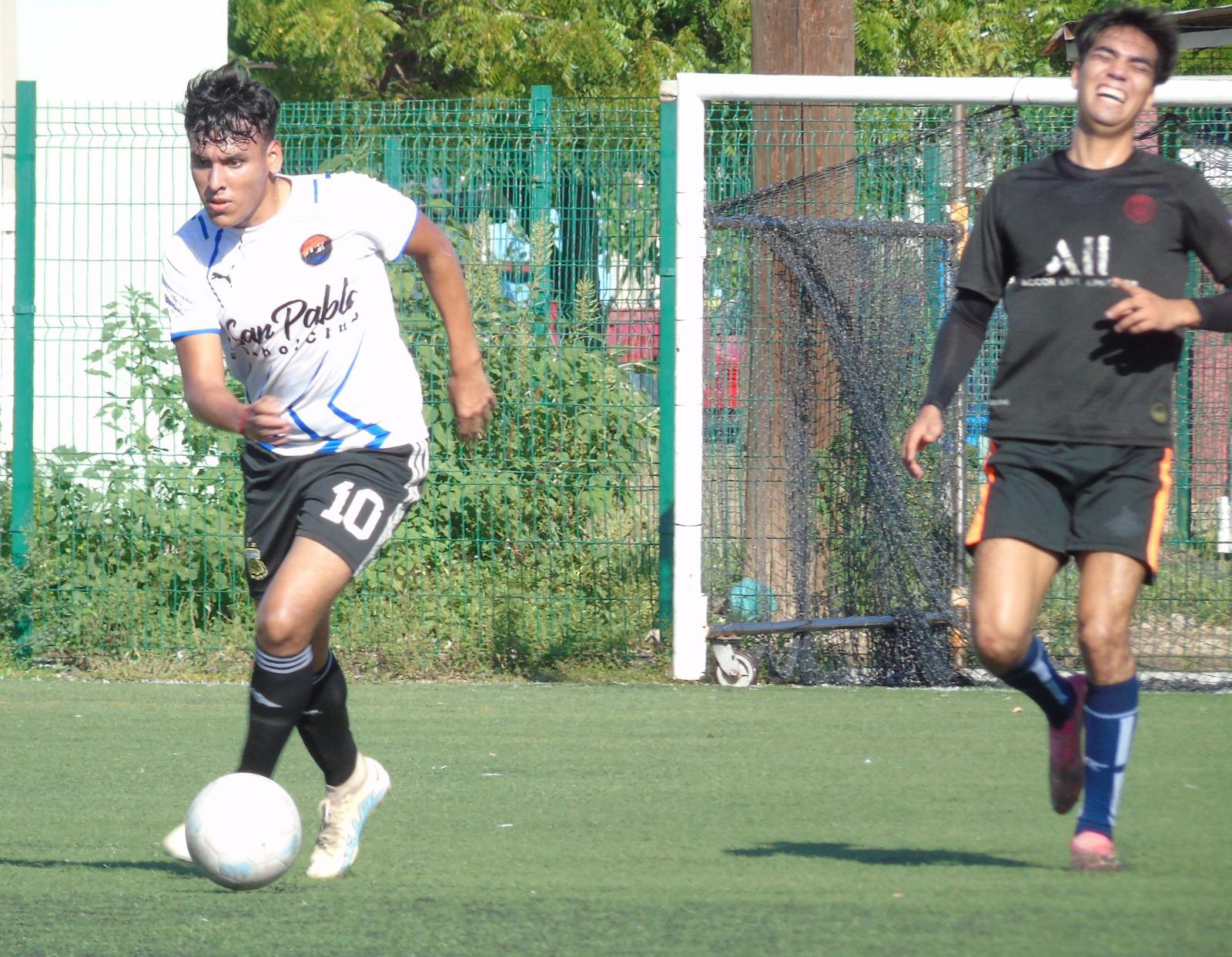 $!UPMYS-La Cruz y Educación Física ‘A’ se juegan el boleto