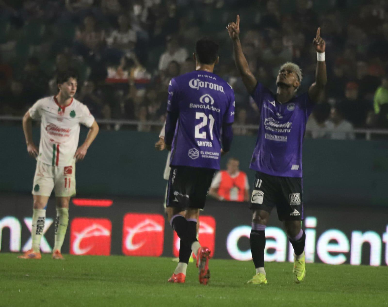$!Chivas conserva el invicto pese a fuerte cierre de Mazatlán