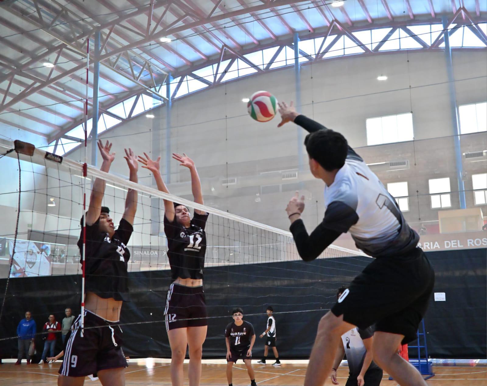 $!Difícil inicio de Mazatlán en estatal de voleibol de sala varonil