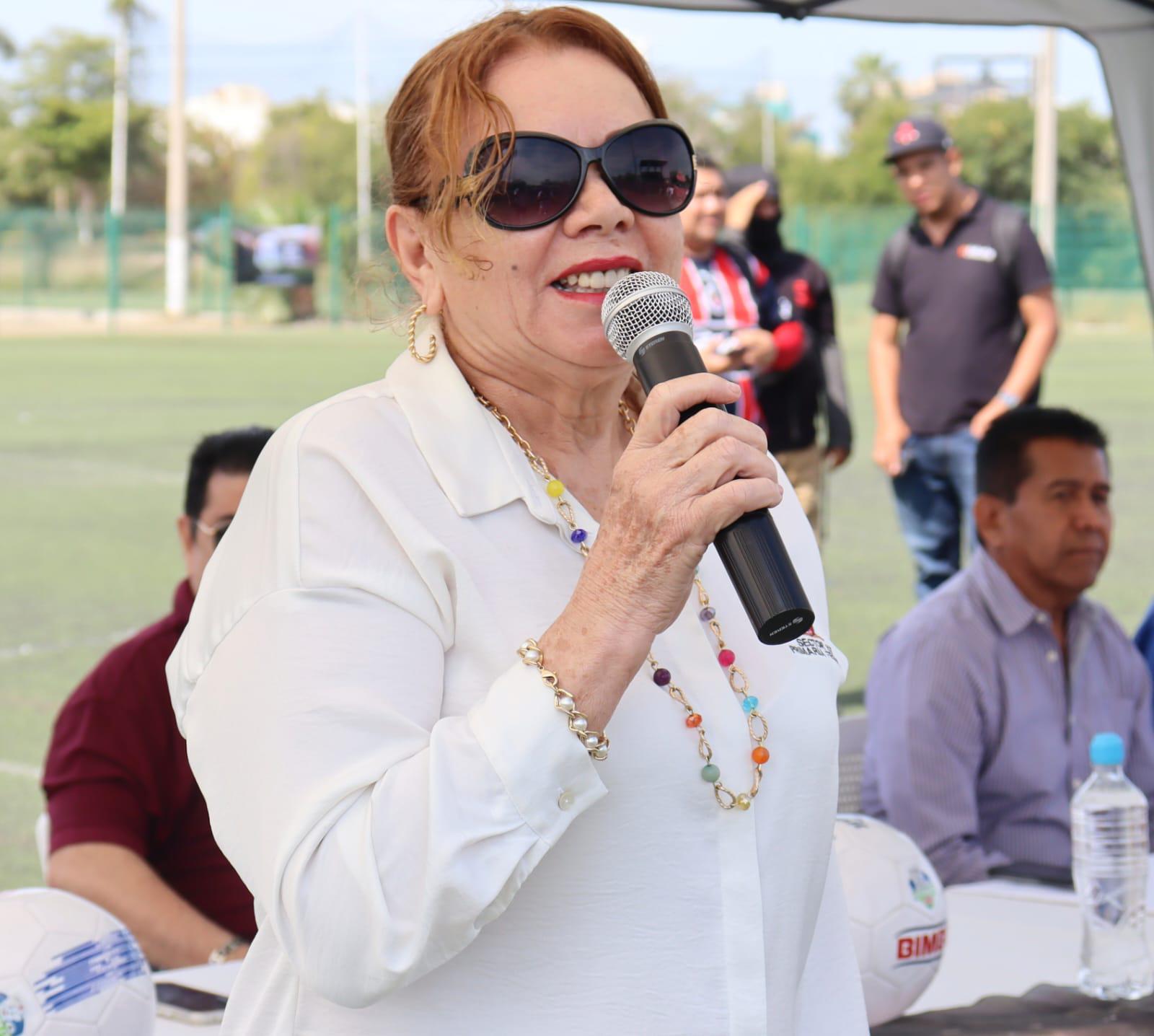 $!Inicia con 56 equipos el Futbolito Bimbo 2024 en Mazatlán