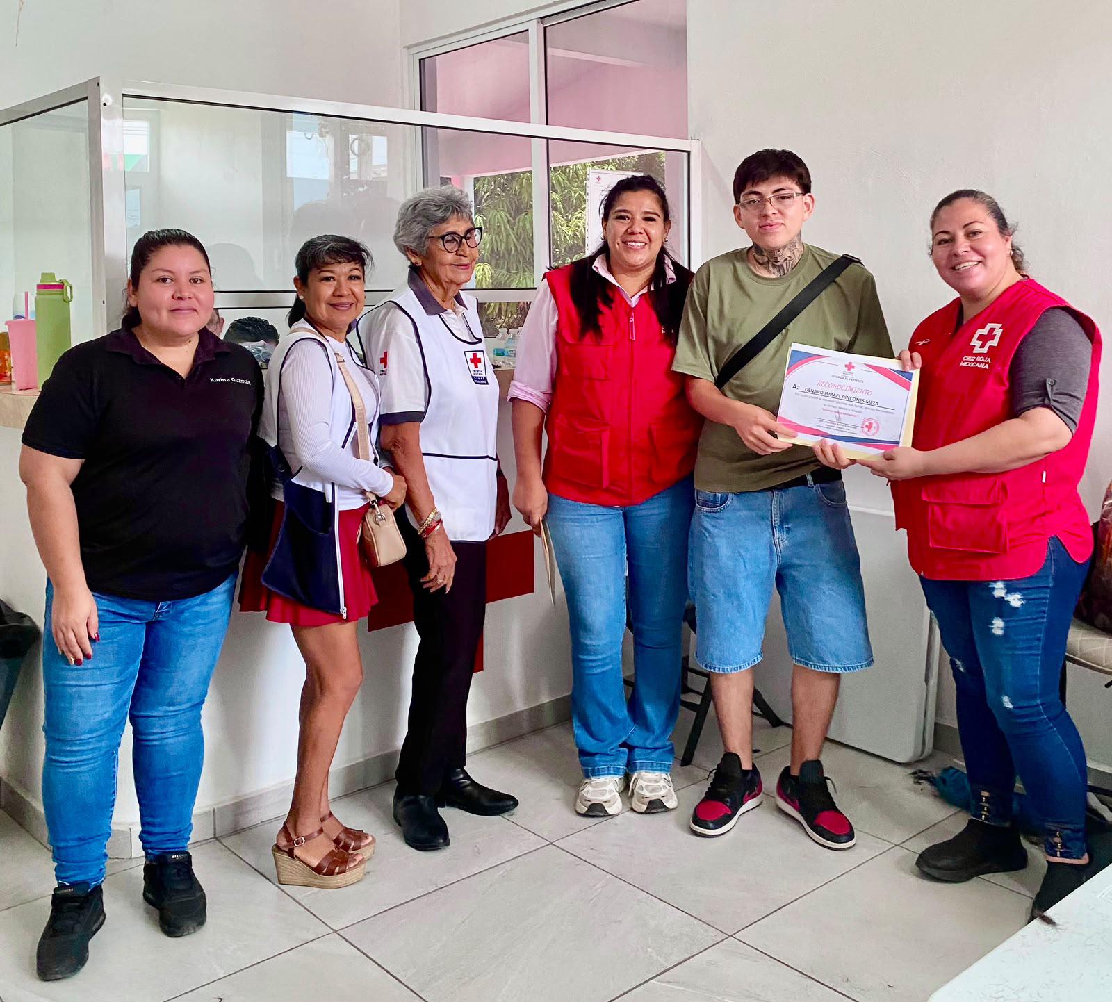 $!Lleva Cruz Roja jornada gratuita de corte de cabello, en Escuinapa