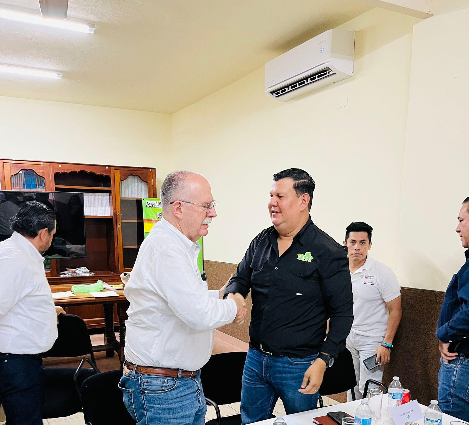 $!Visita Secretario de Agricultura federal, Julio Berdegué, a la Asociación de Agricultores de Rosario