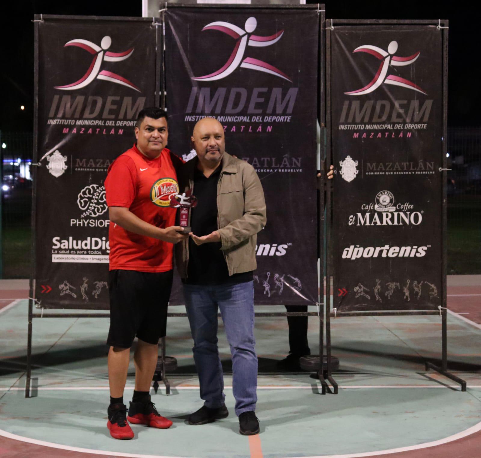 $!Abre nueva temporada la Liga de Baloncesto del Parque Lineal