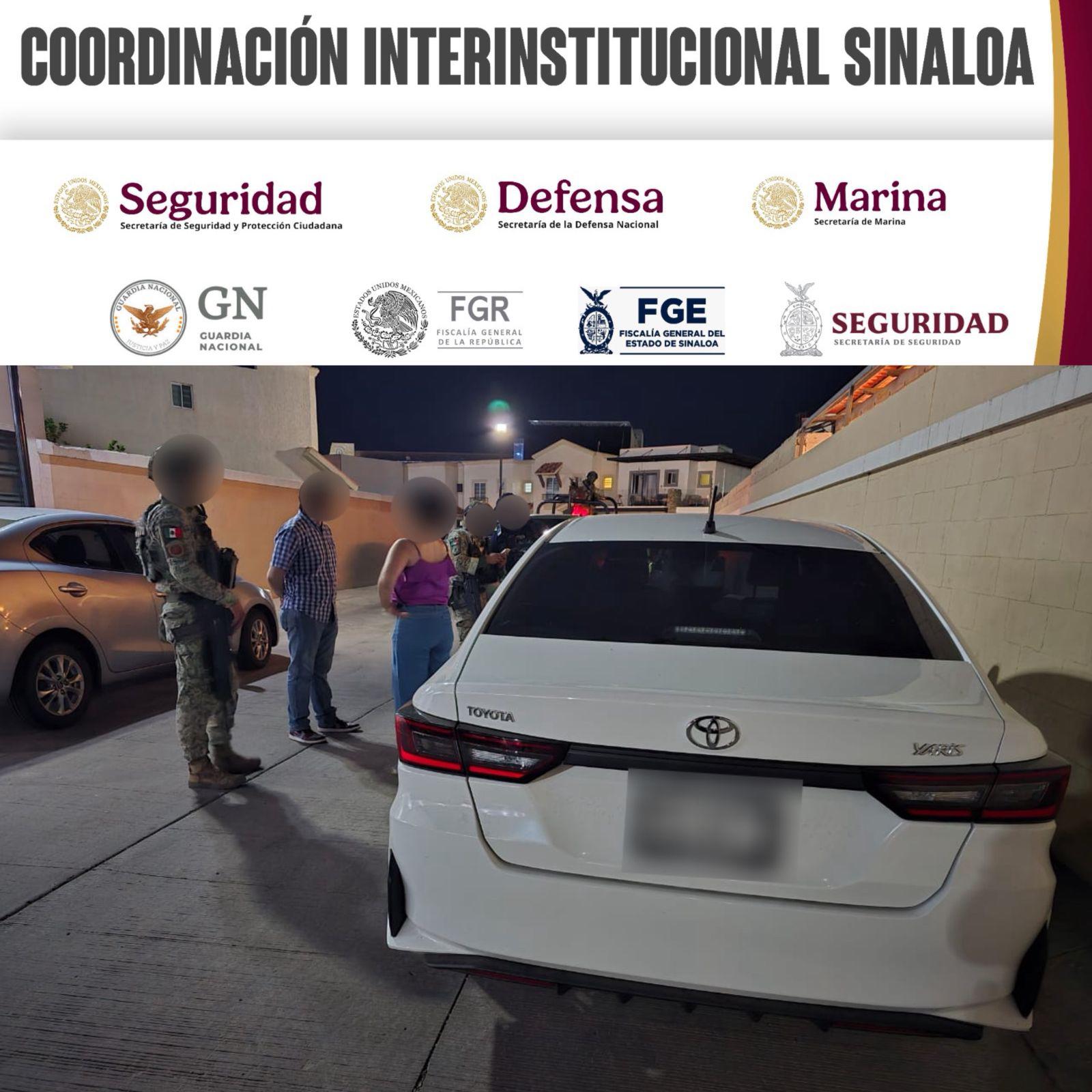 $!Aseguran dos vehículos tras reportes de robo recientes en Stanza Cantabria, en Culiacán
