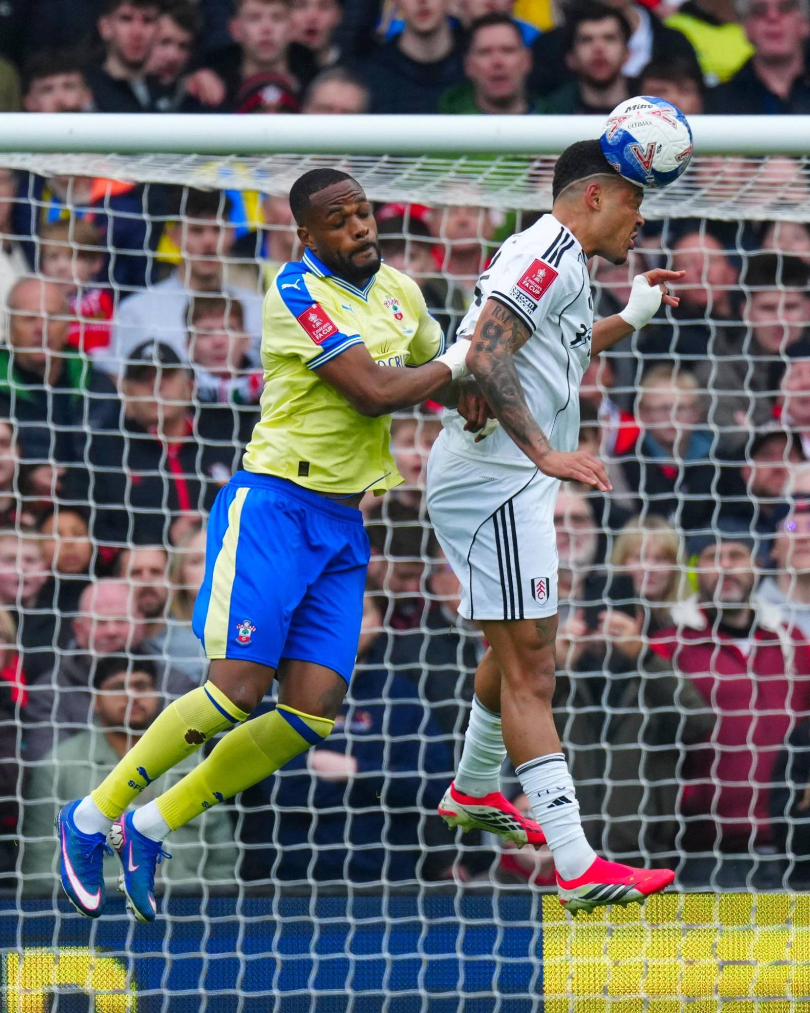 $!El Fulham de Raúl Jiménez queda fuera de la FA Cup con gol agónico de Southampton