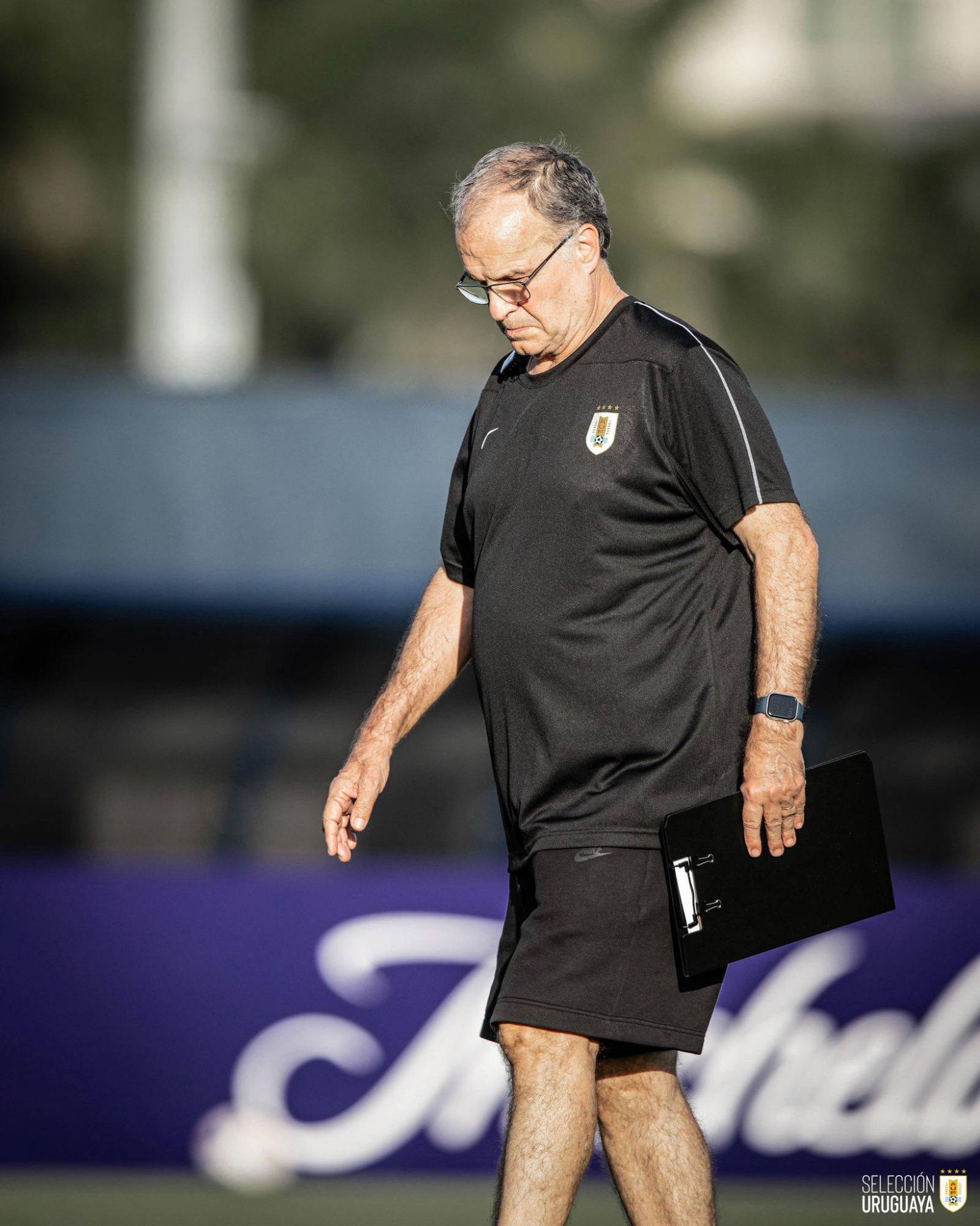 $!Bielsa asume el fracaso de Uruguay: ‘Soy el responsable de esta decepción’