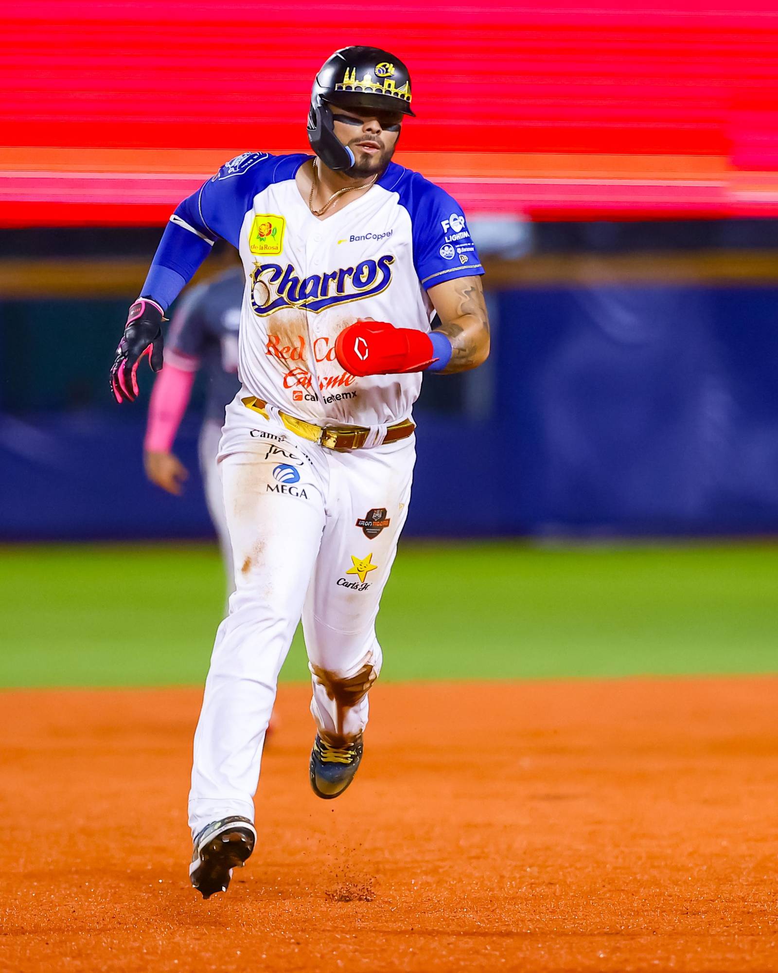 $!Responde Charros a la ofensiva y empareja la serie ante Águilas