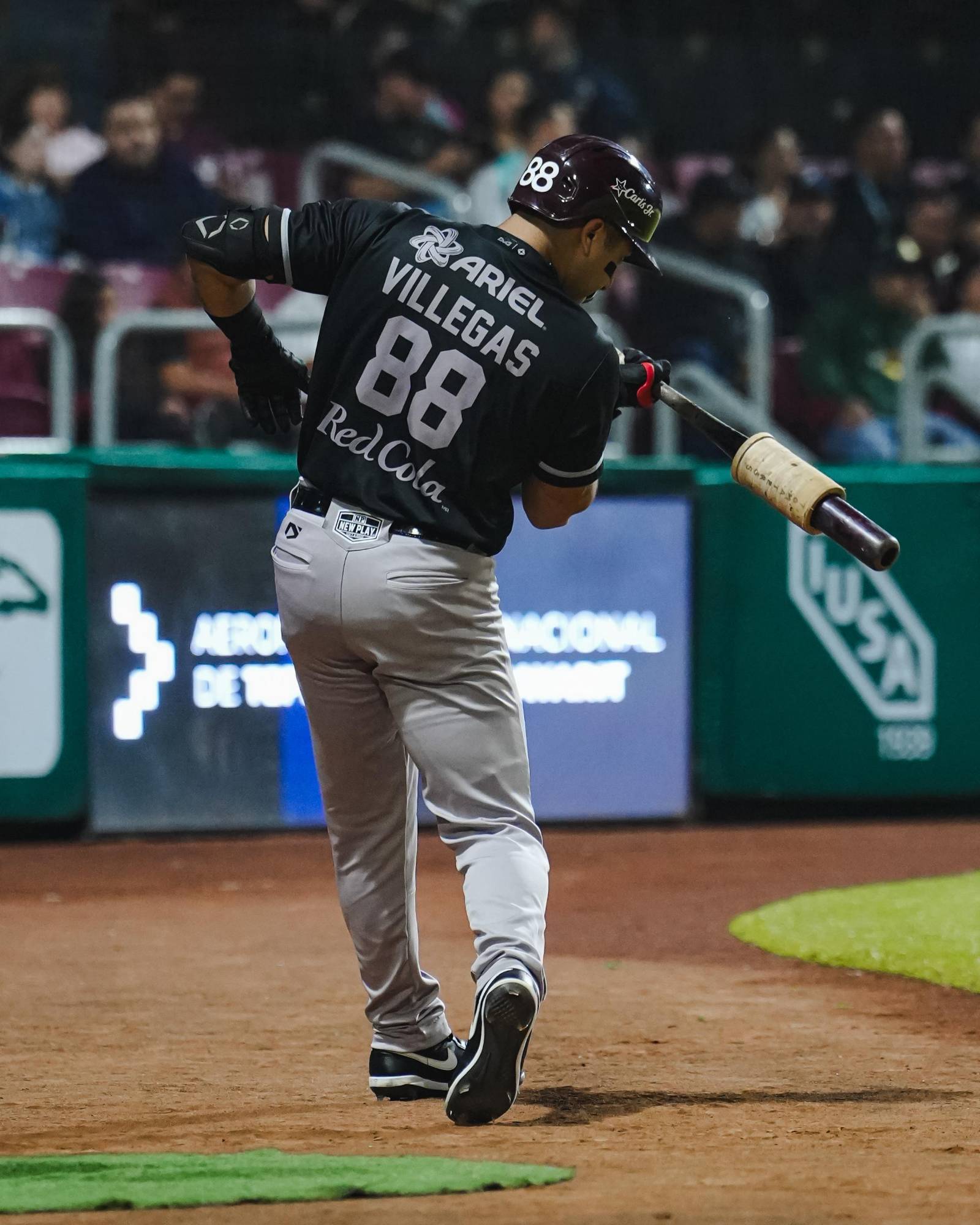 $!Tomateros empata serie en Nayarit y mantiene viva la pelea por la cima